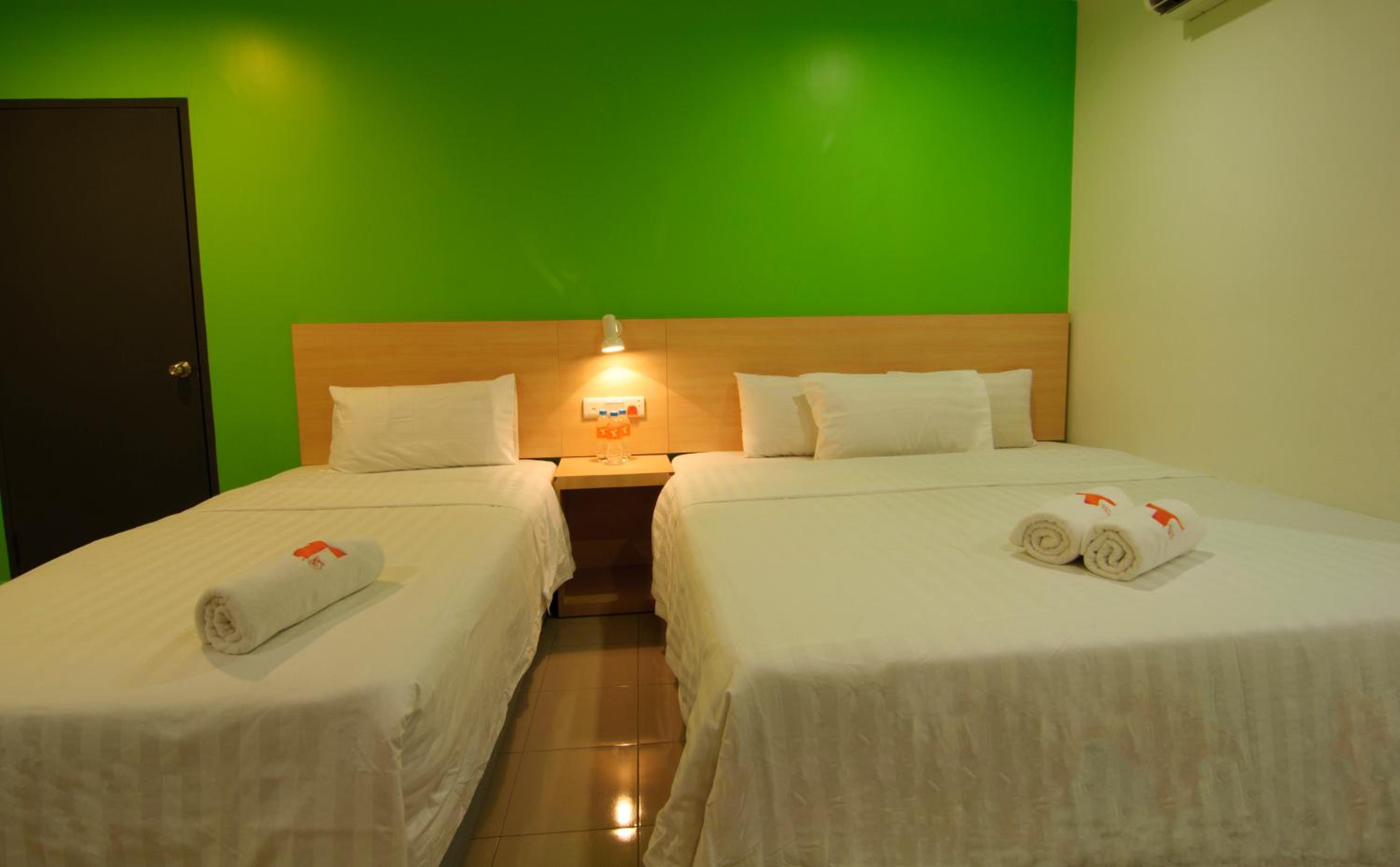 Superior Triple Room photo 3