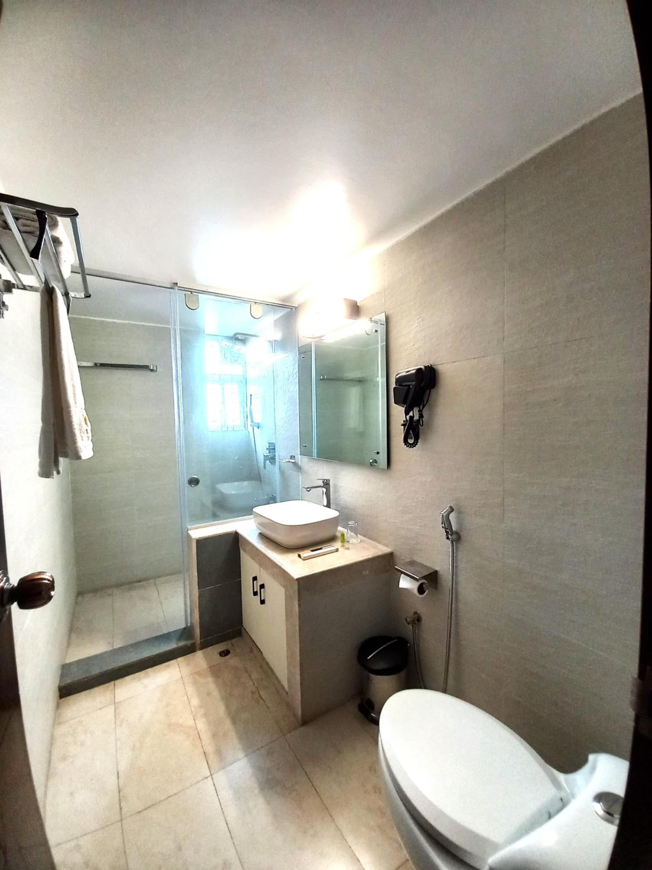 Deluxe King Room photo 2
