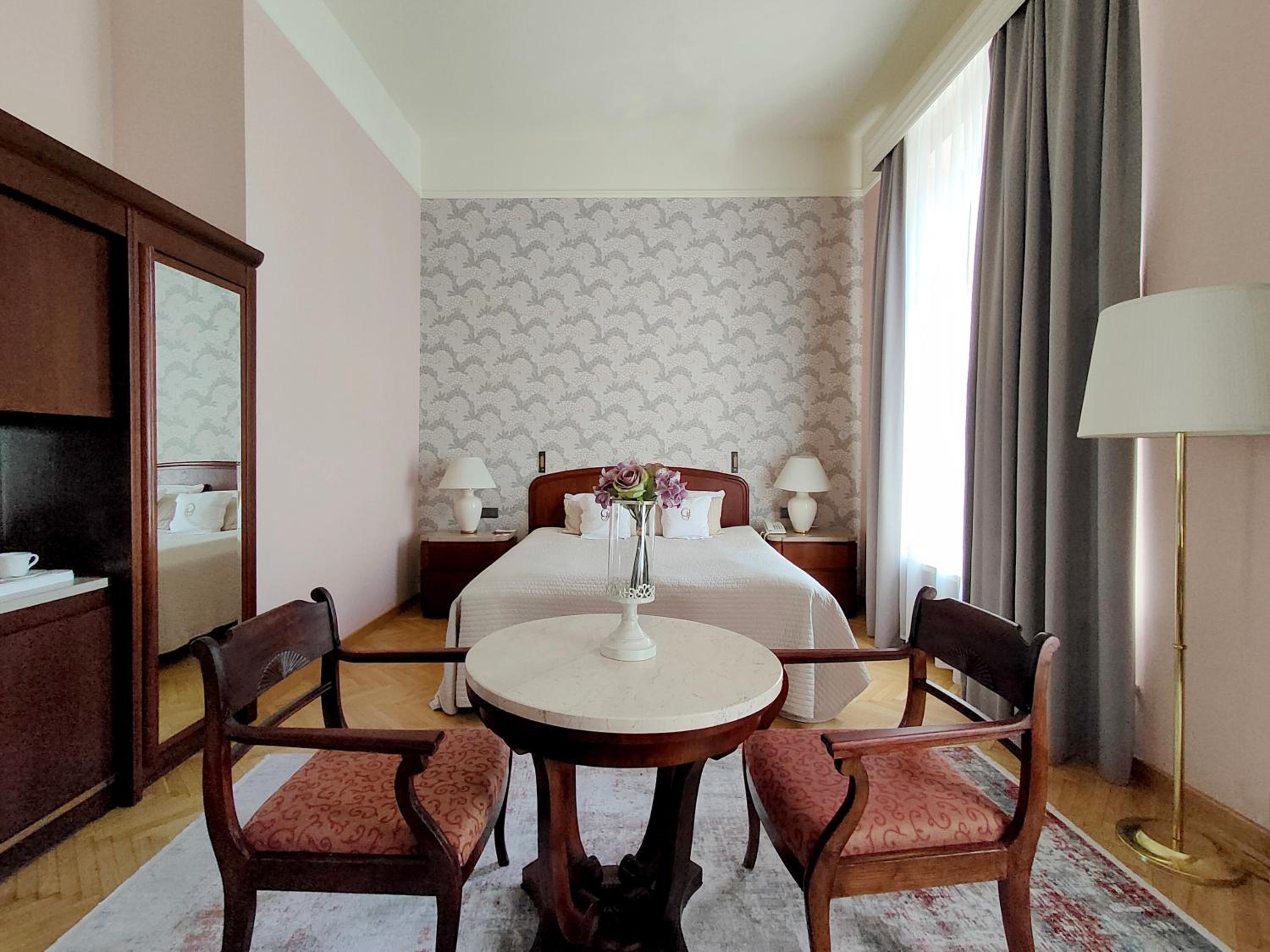 Classic Double Room - Photo 3