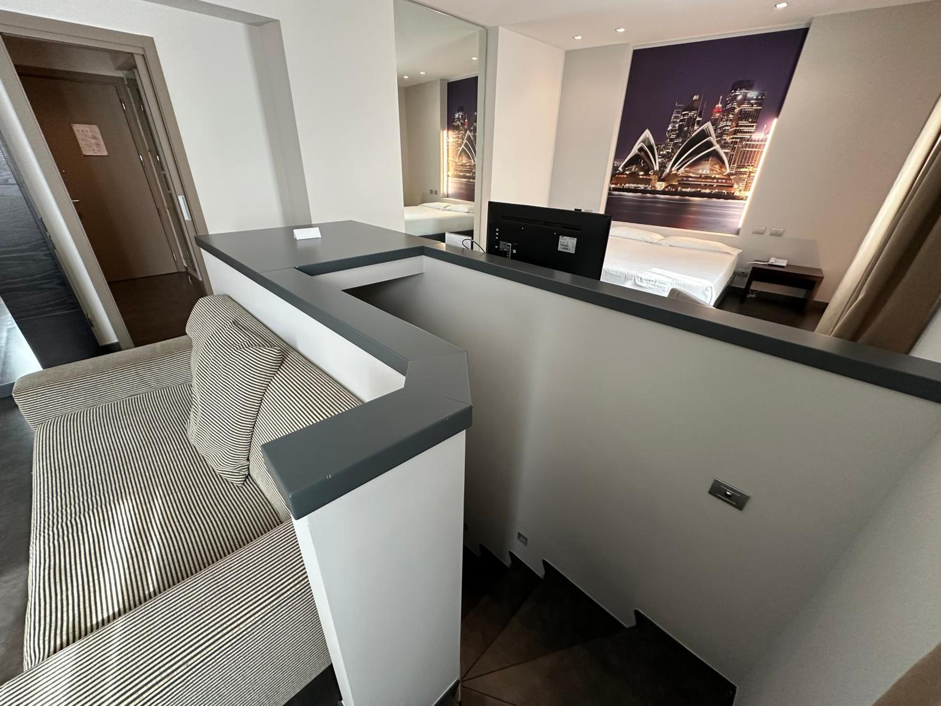 Triple Room with Covered Private Parking photo 3