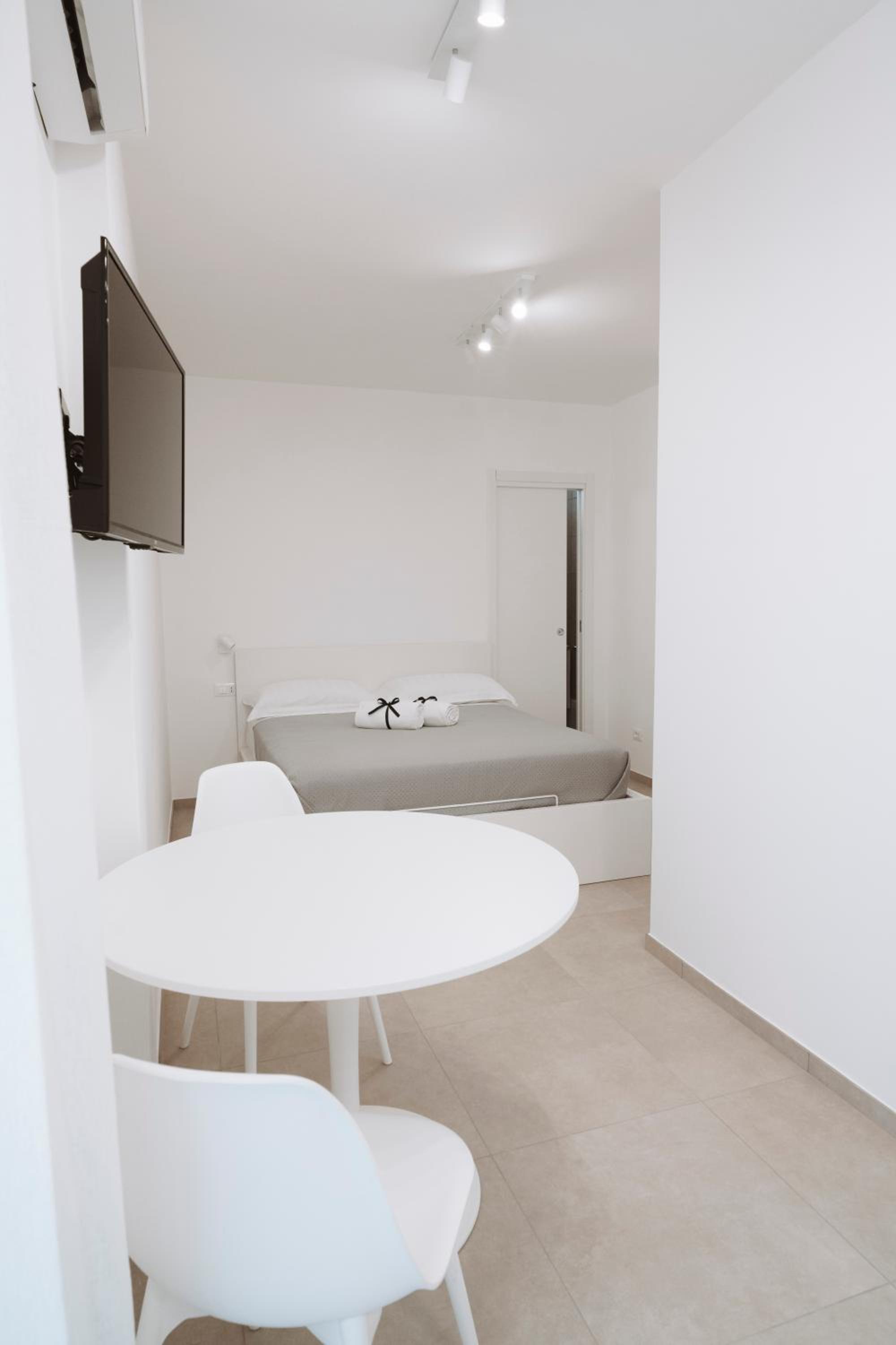 Apartment - Photo 22