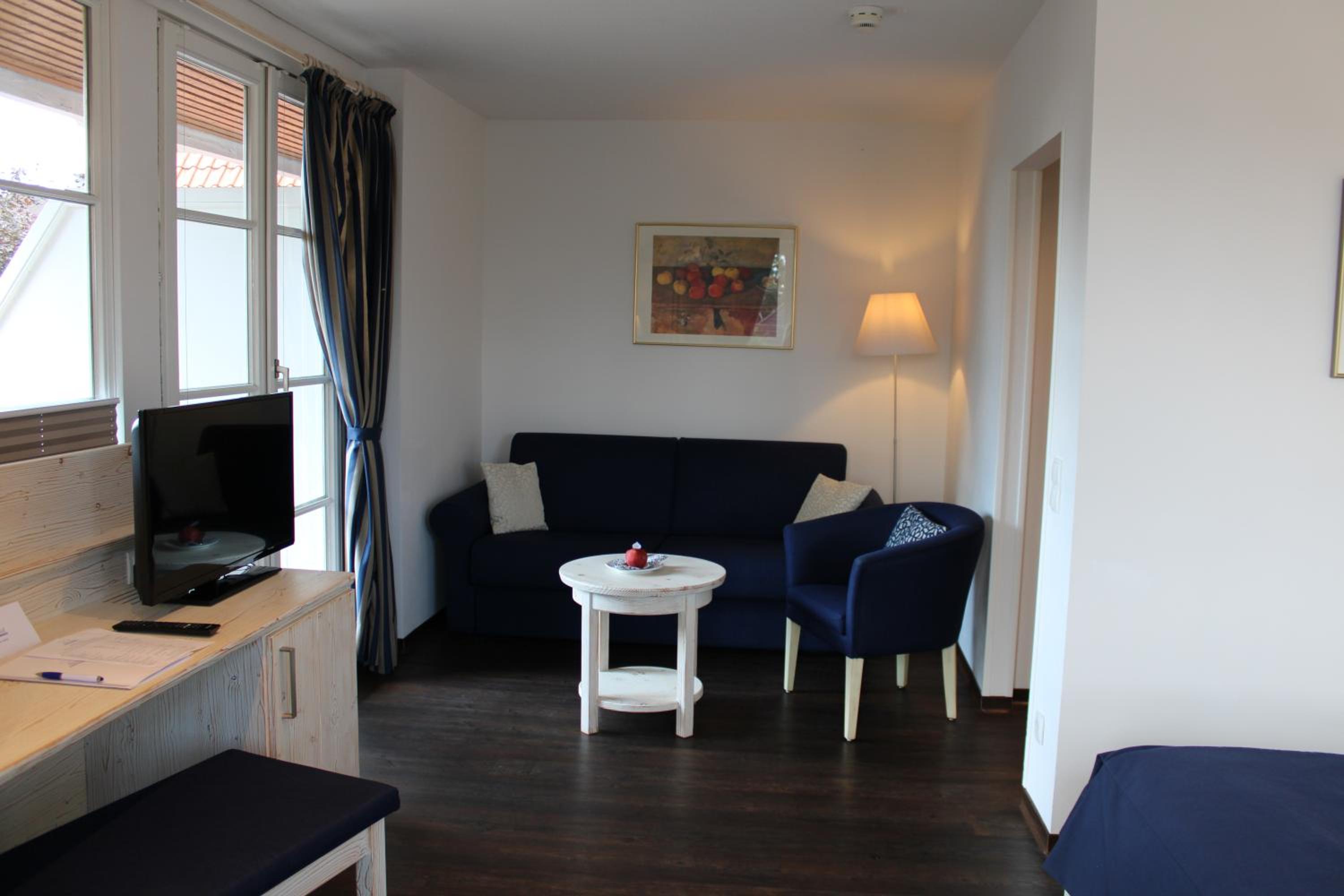 Double Room with Balcony (3 Adults) - Photo 1