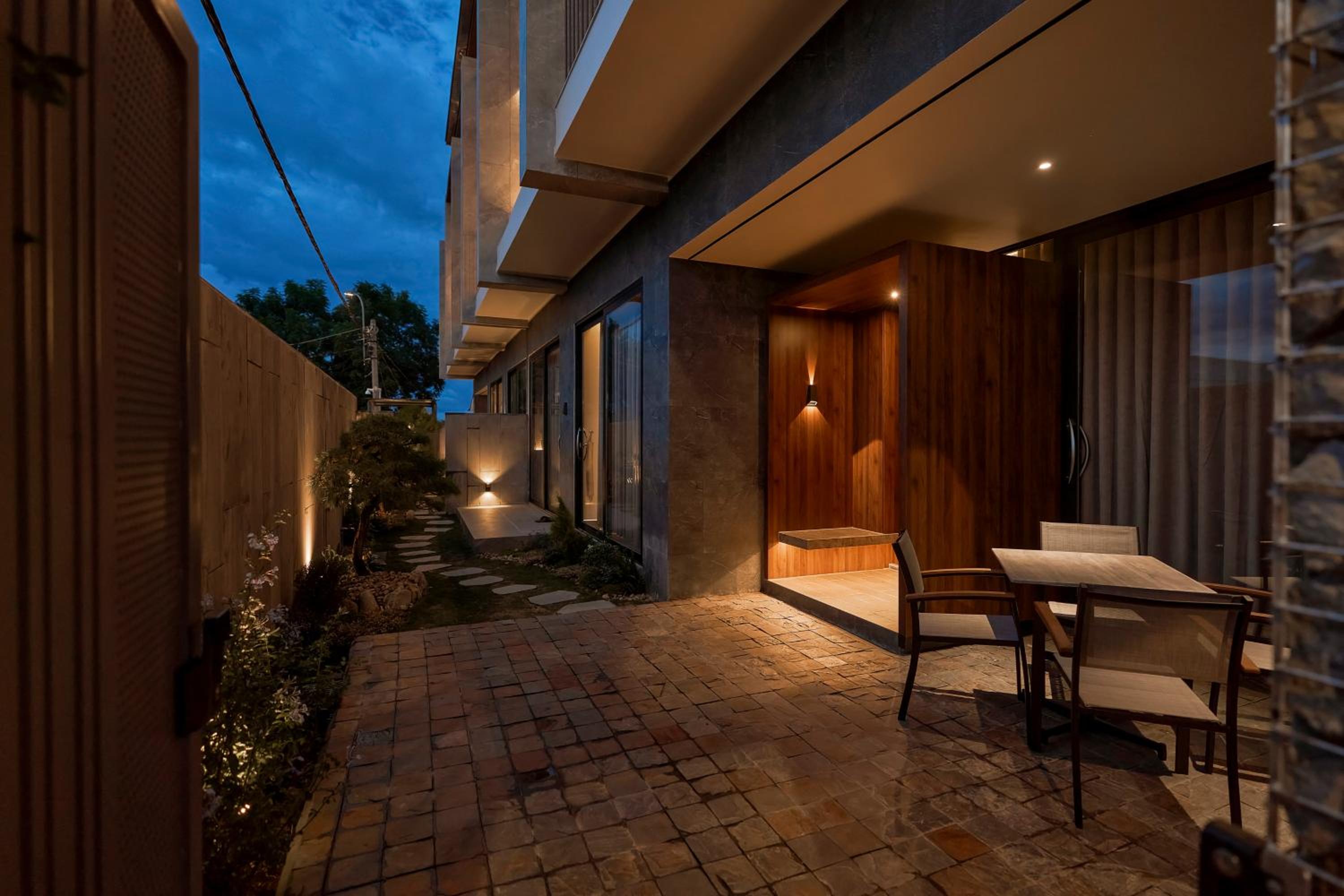 Two-Bedroom Apartment with Garden View photo 2