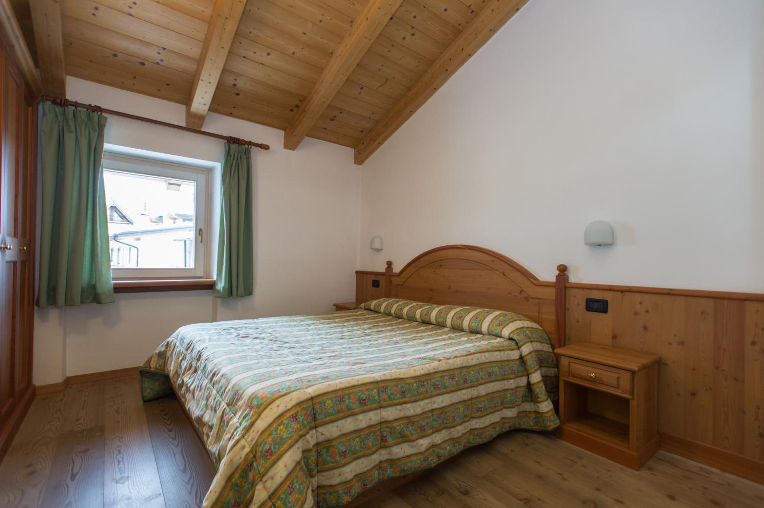 Apartment - Split Level