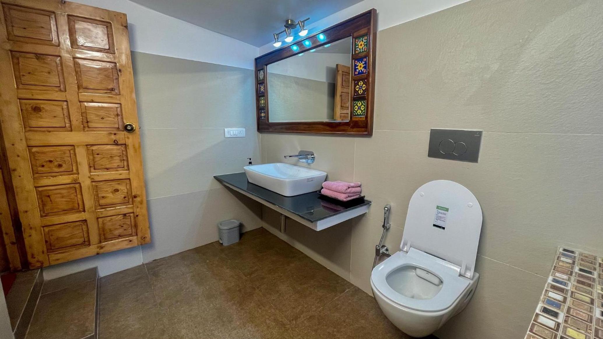 King Room with Mountain View - Photo 3