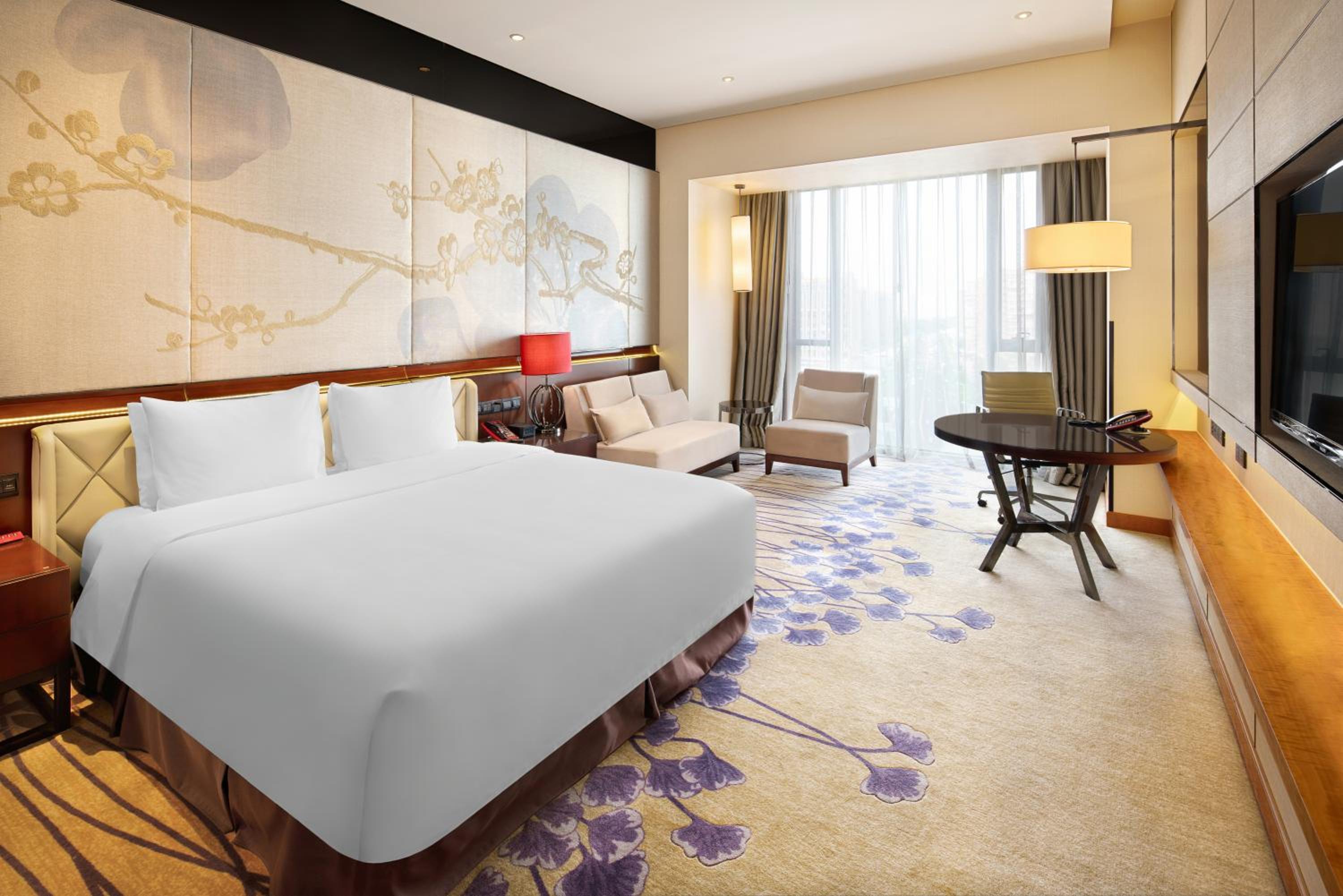 Standard King Room photo 1