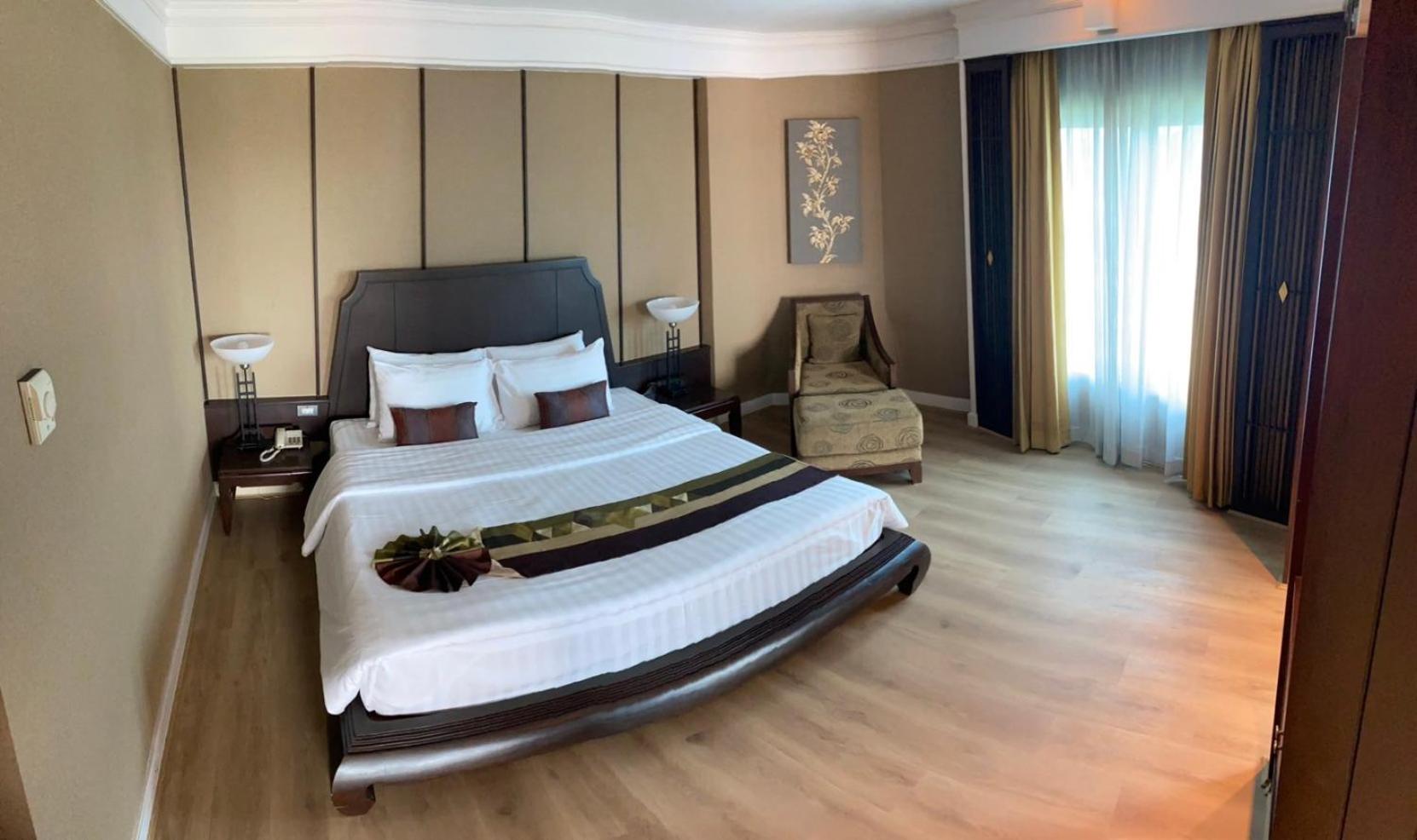 Suite with River View