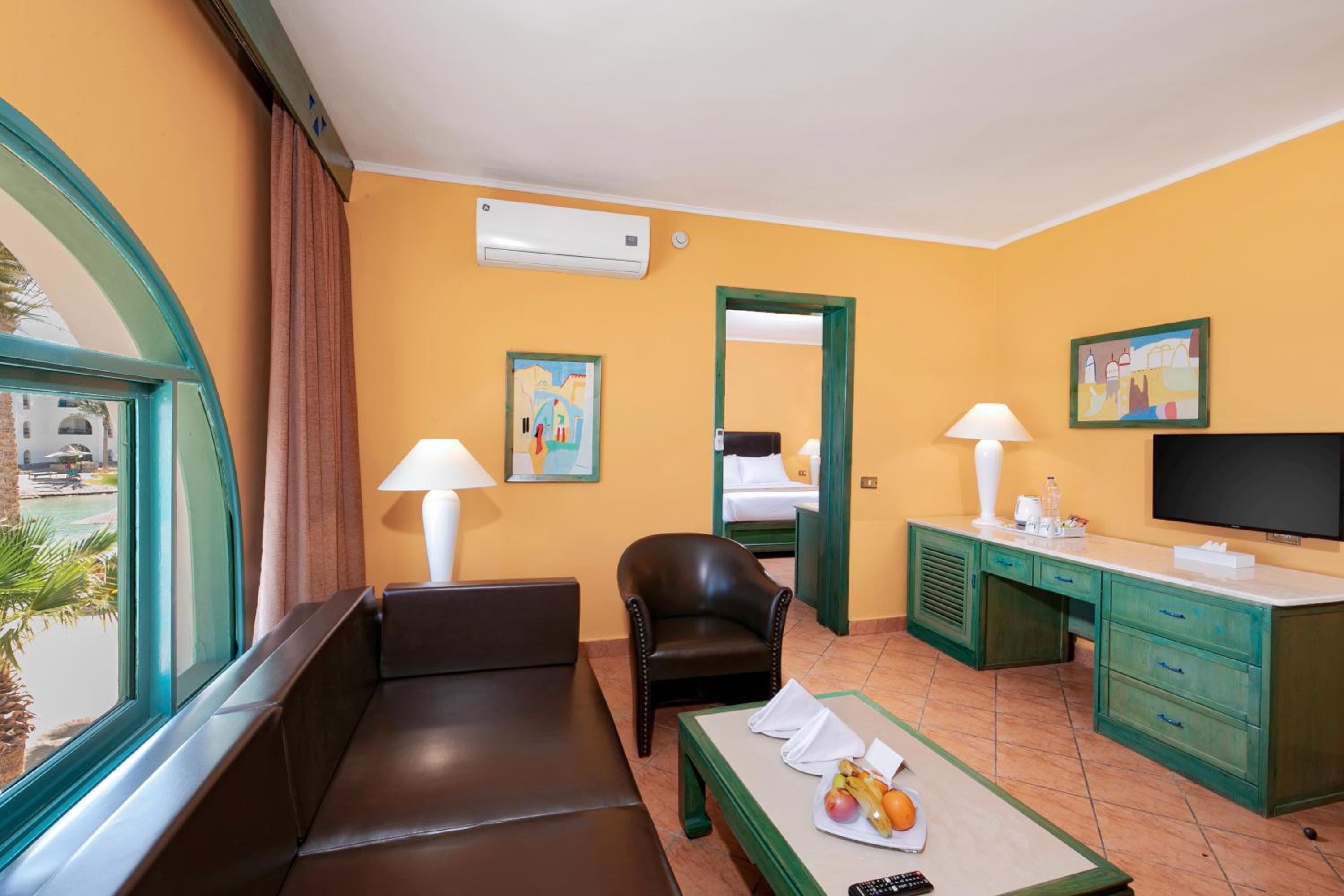 Junior Suite with Sea View photo 2