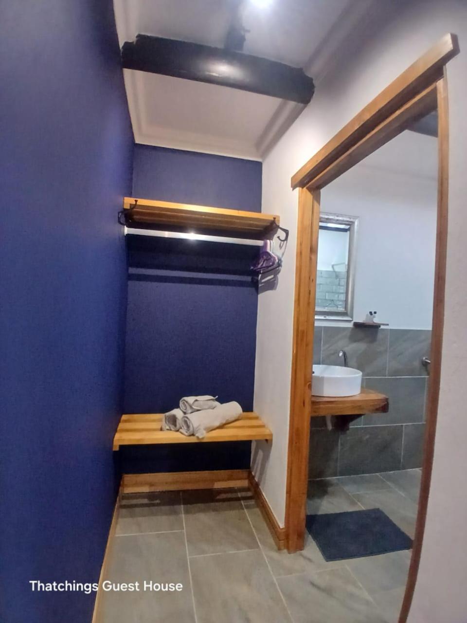 Deluxe King Suite photo 2