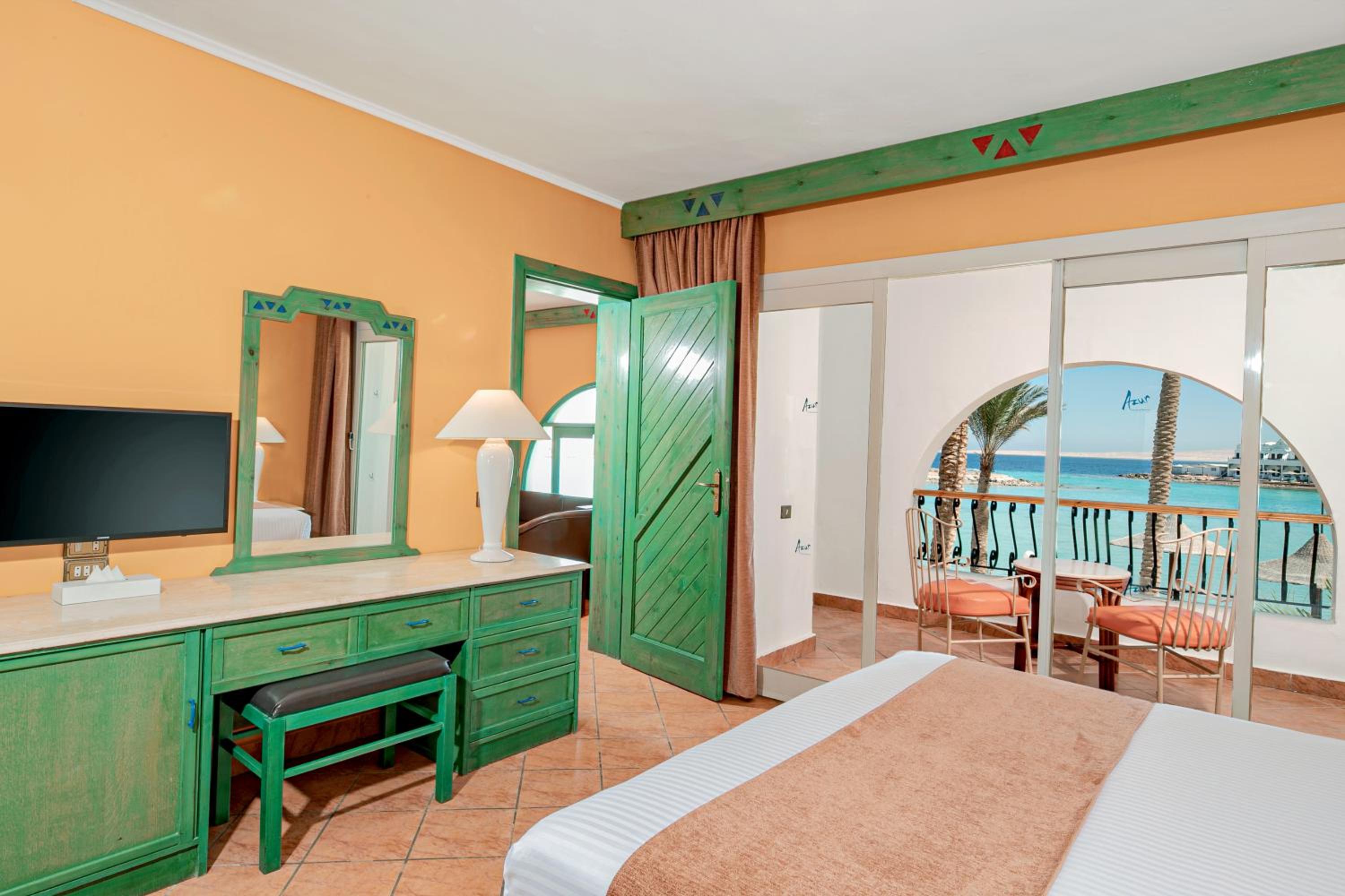 Junior Suite with Sea View photo 3