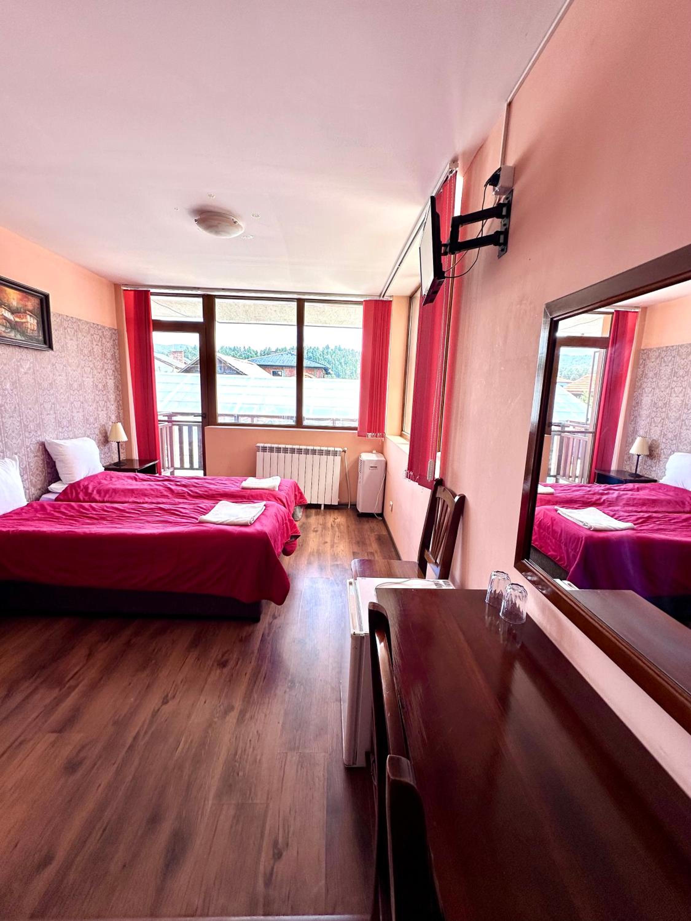 Twin Room with Balcony photo 2