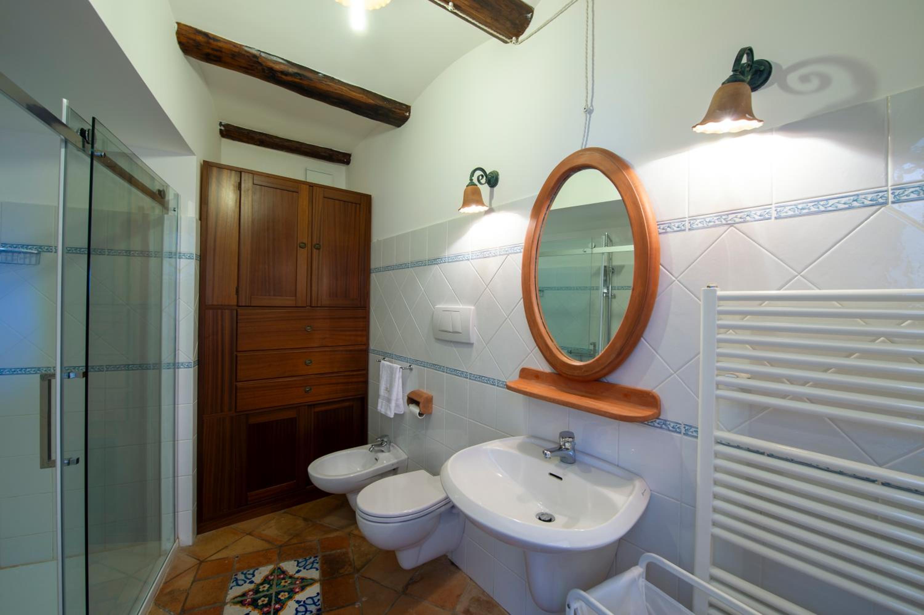 One-Bedroom House photo 3