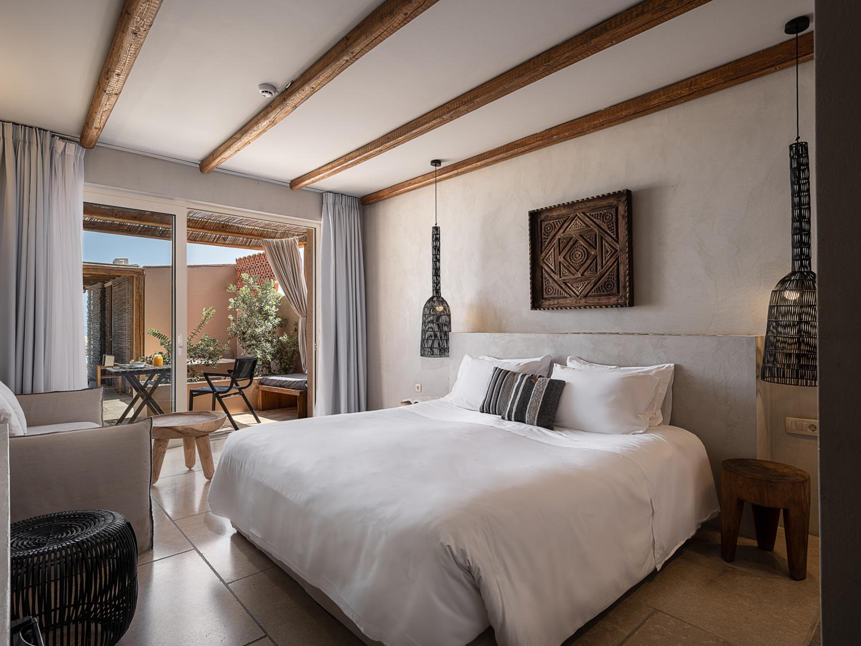 King Room with Partial Sea View