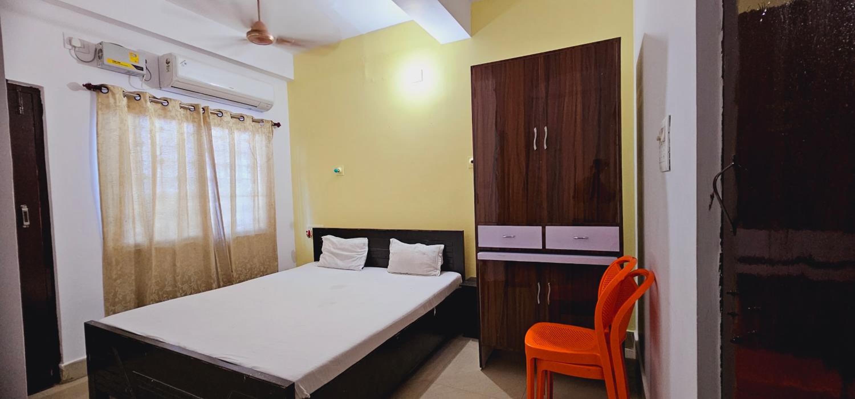 Deluxe Room - Photo 6