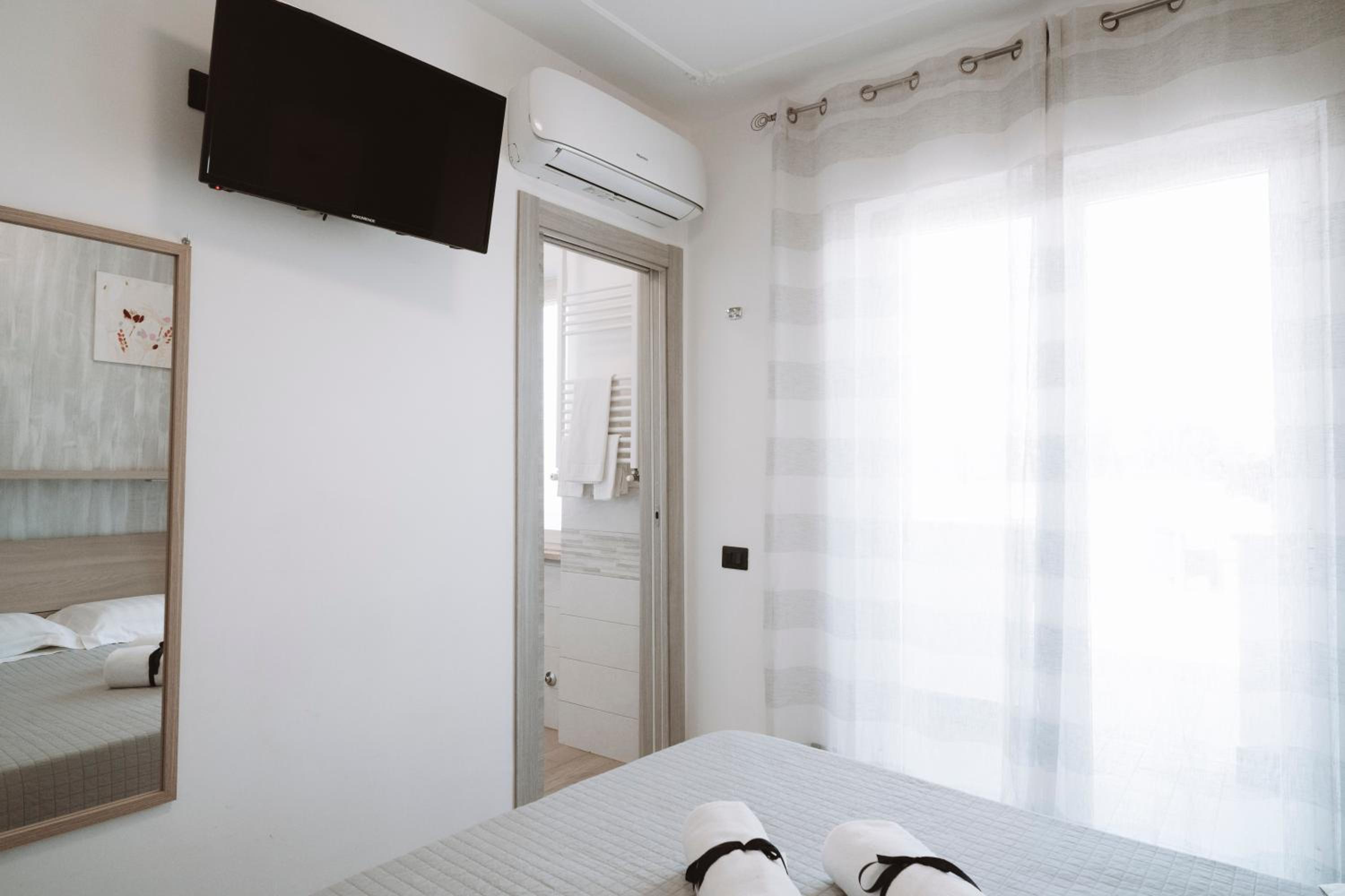Double Room - Photo 38