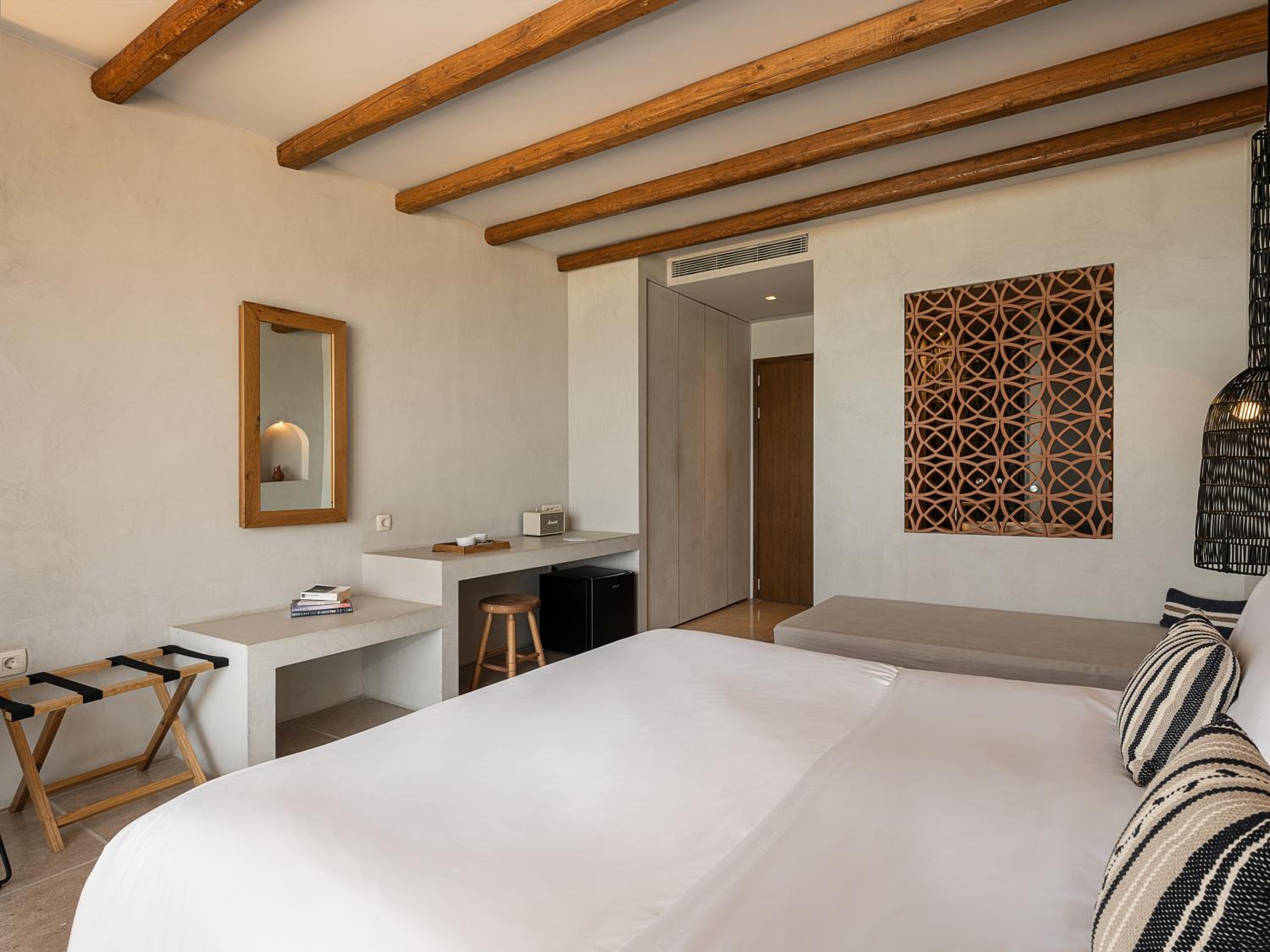 Double Room with Balcony (2 Adults) - Photo 1