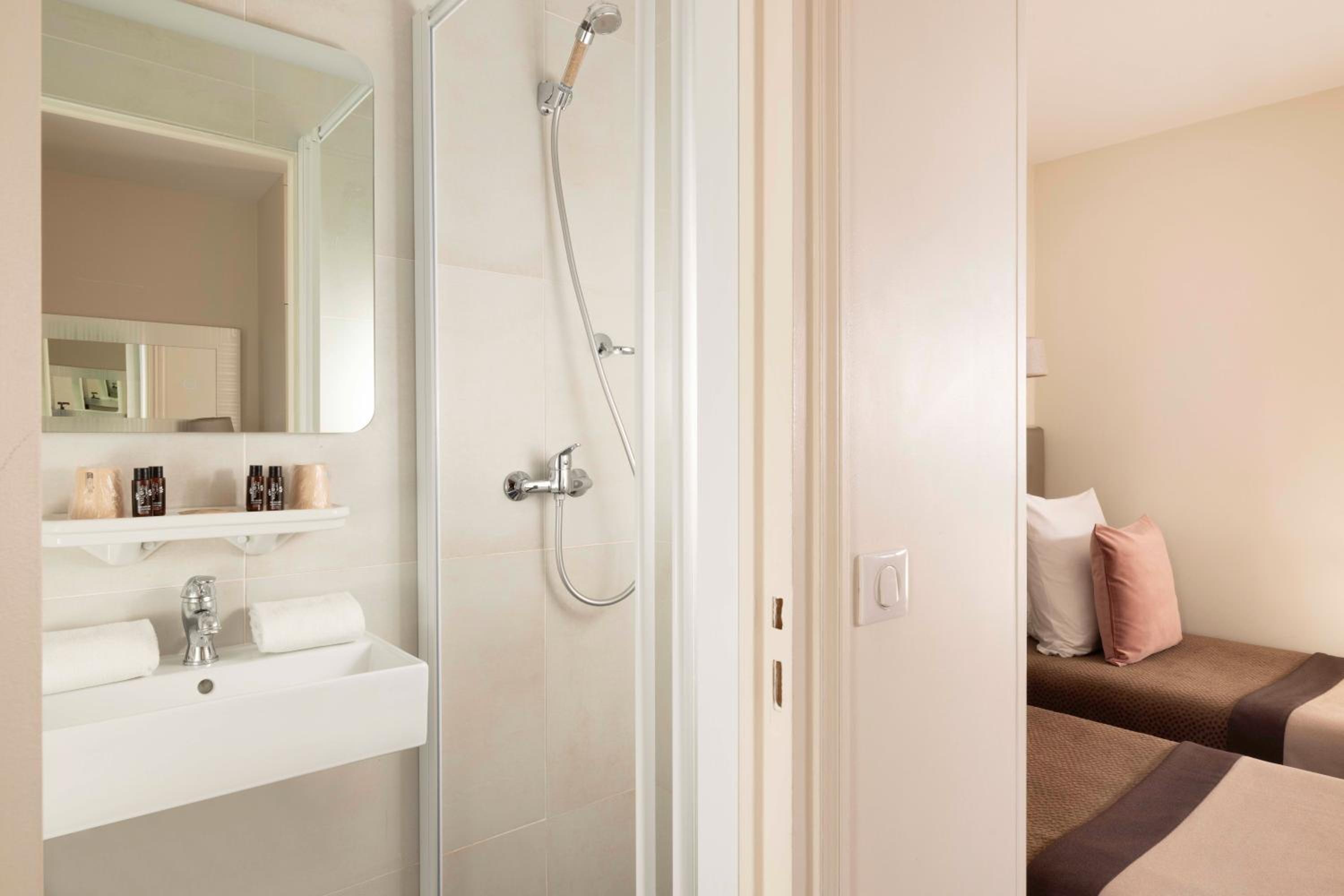 Twin Room photo 2