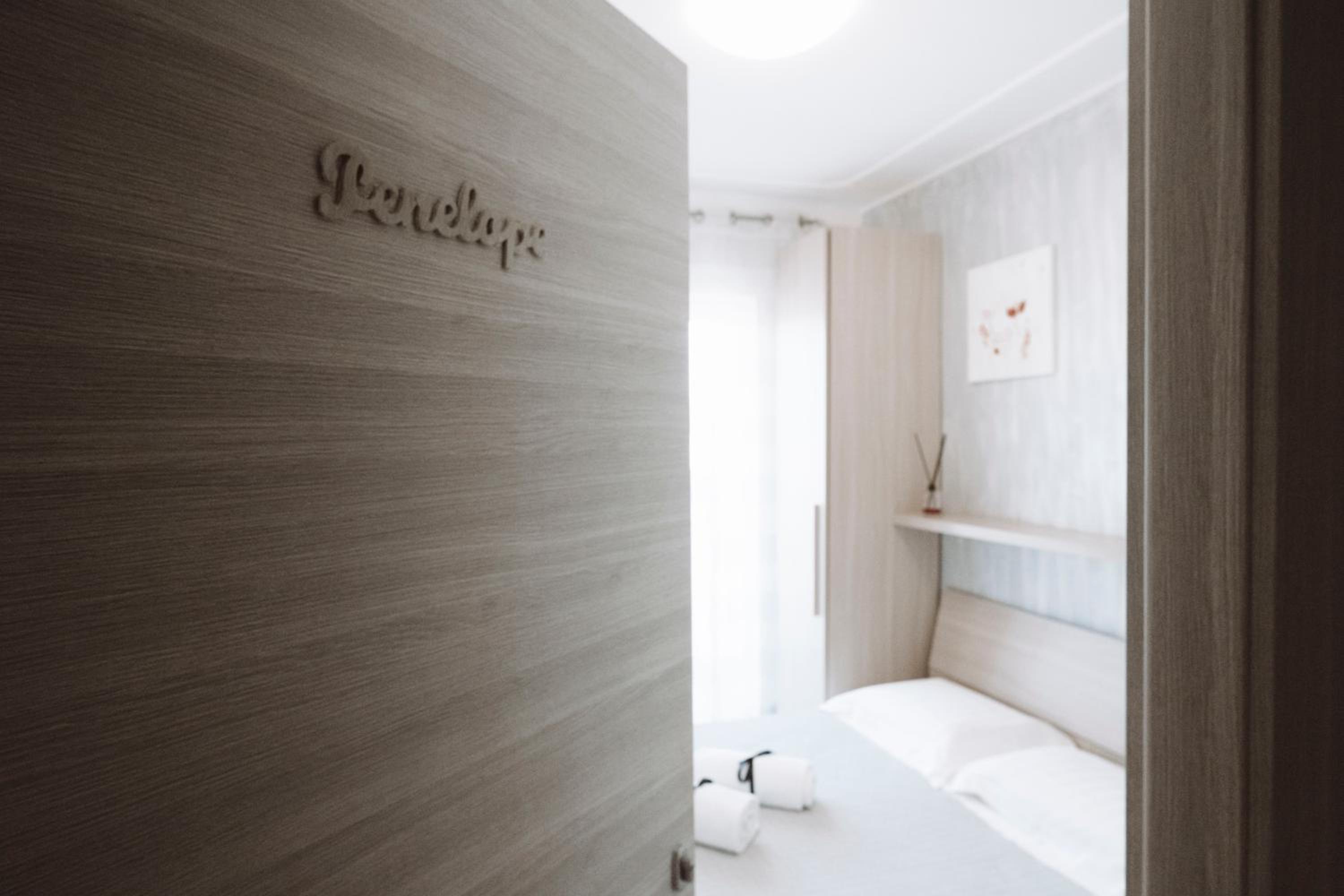 Double Room - Photo 27