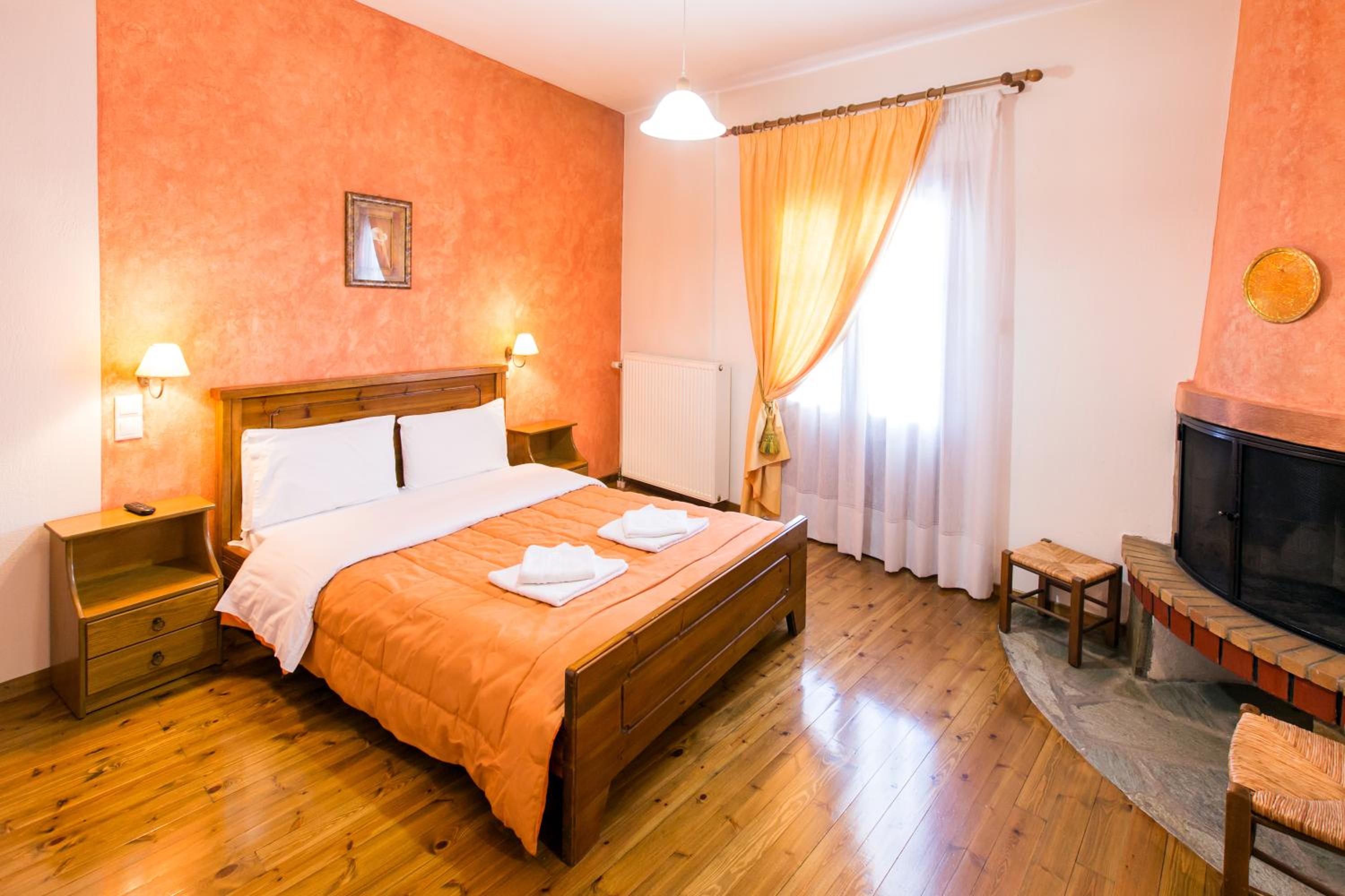 Deluxe Double Room photo 3