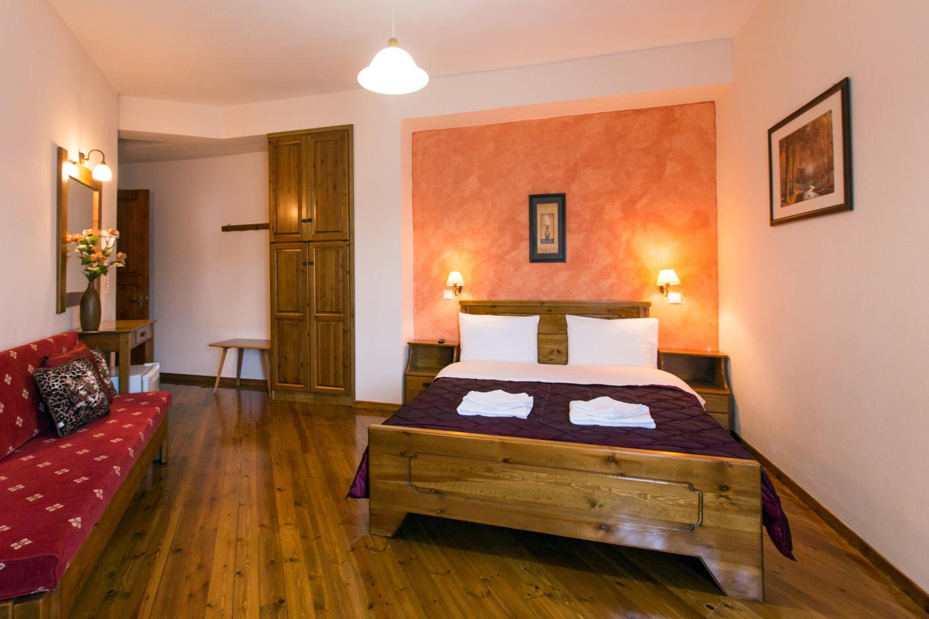 Deluxe Double Room photo 2