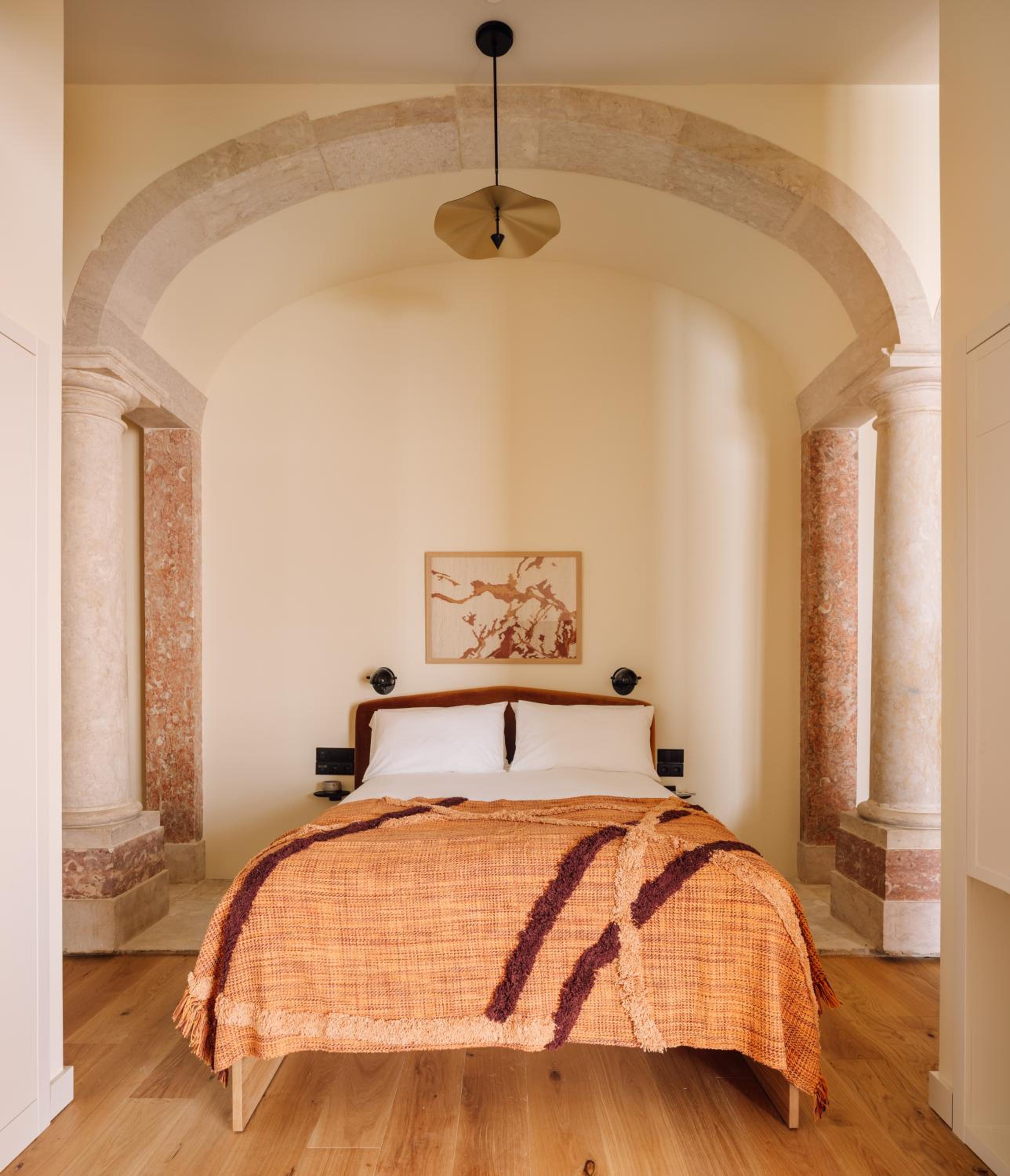 Convent Apartment - Photo 3