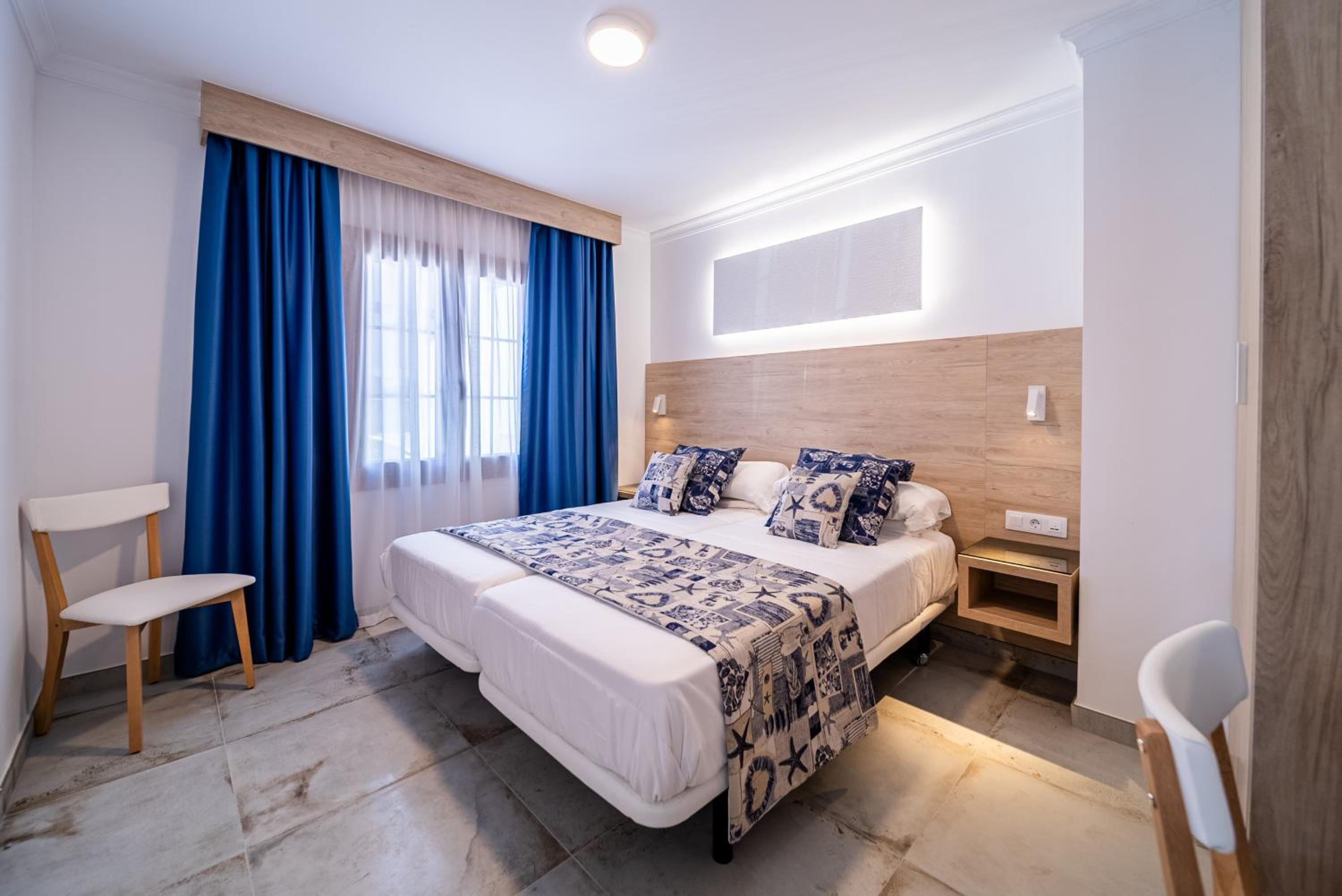 One-Bedroom Suite Premium