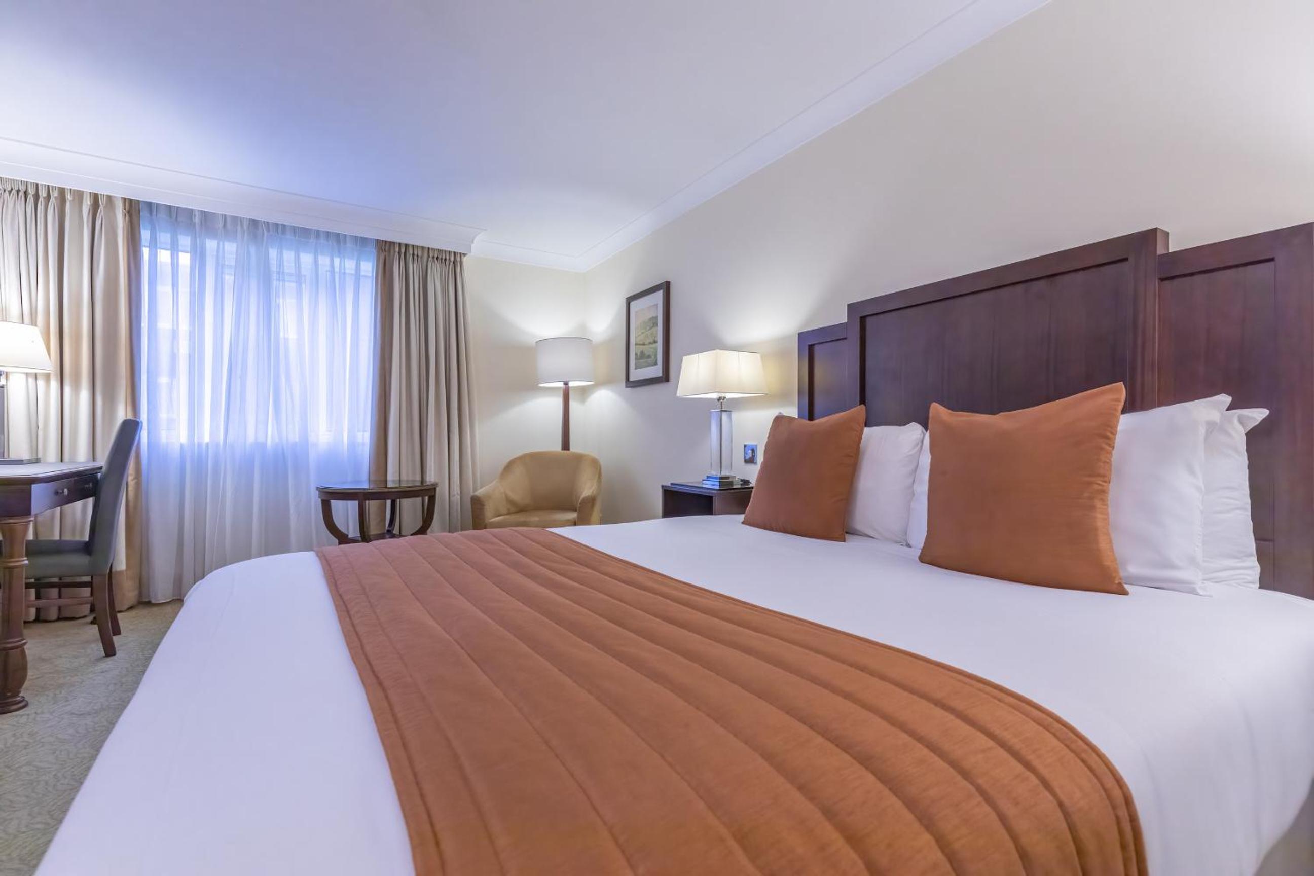 Standard Double Room - Photo 2