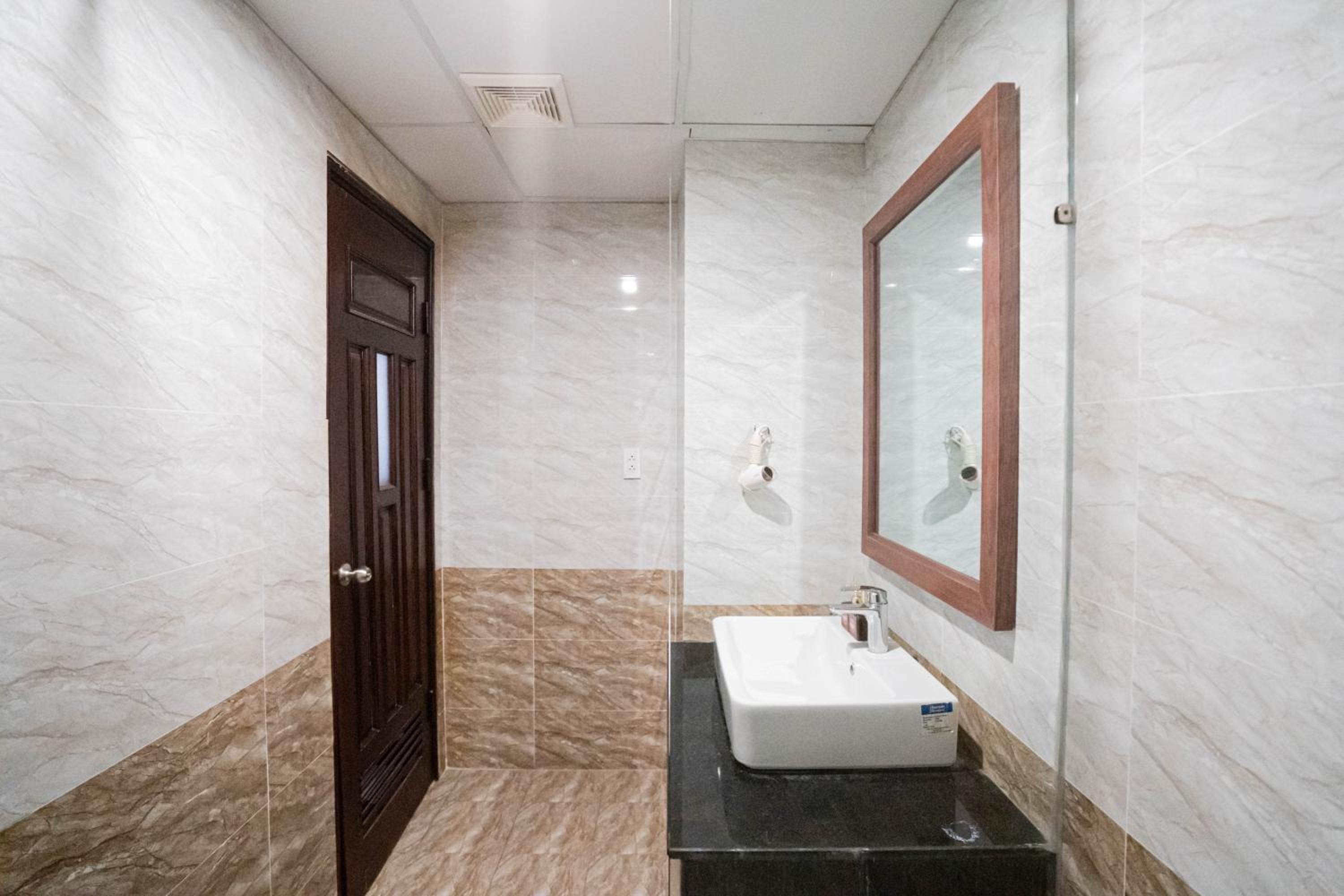Superior Twin Room - Photo 10