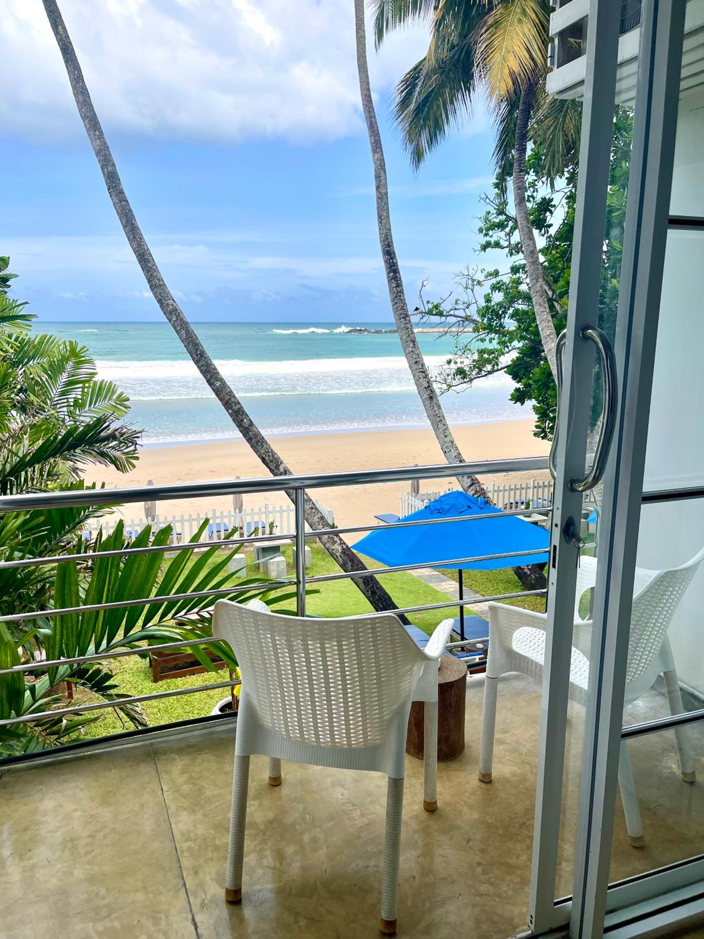 Deluxe Double Room With Balcony And Sea View - Photo 7