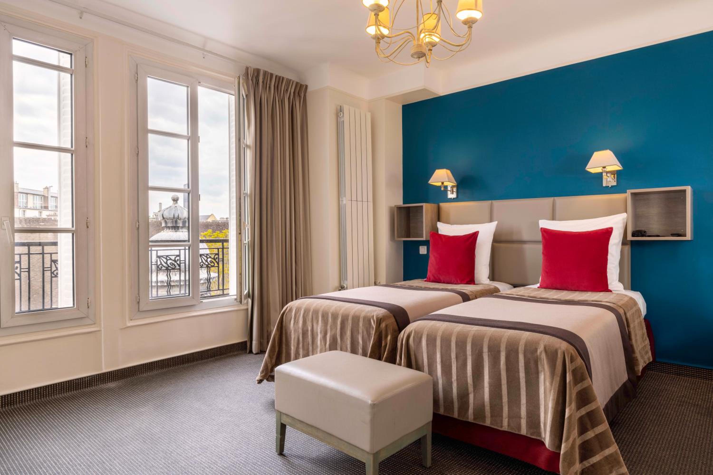 Superior Twin Room photo 3