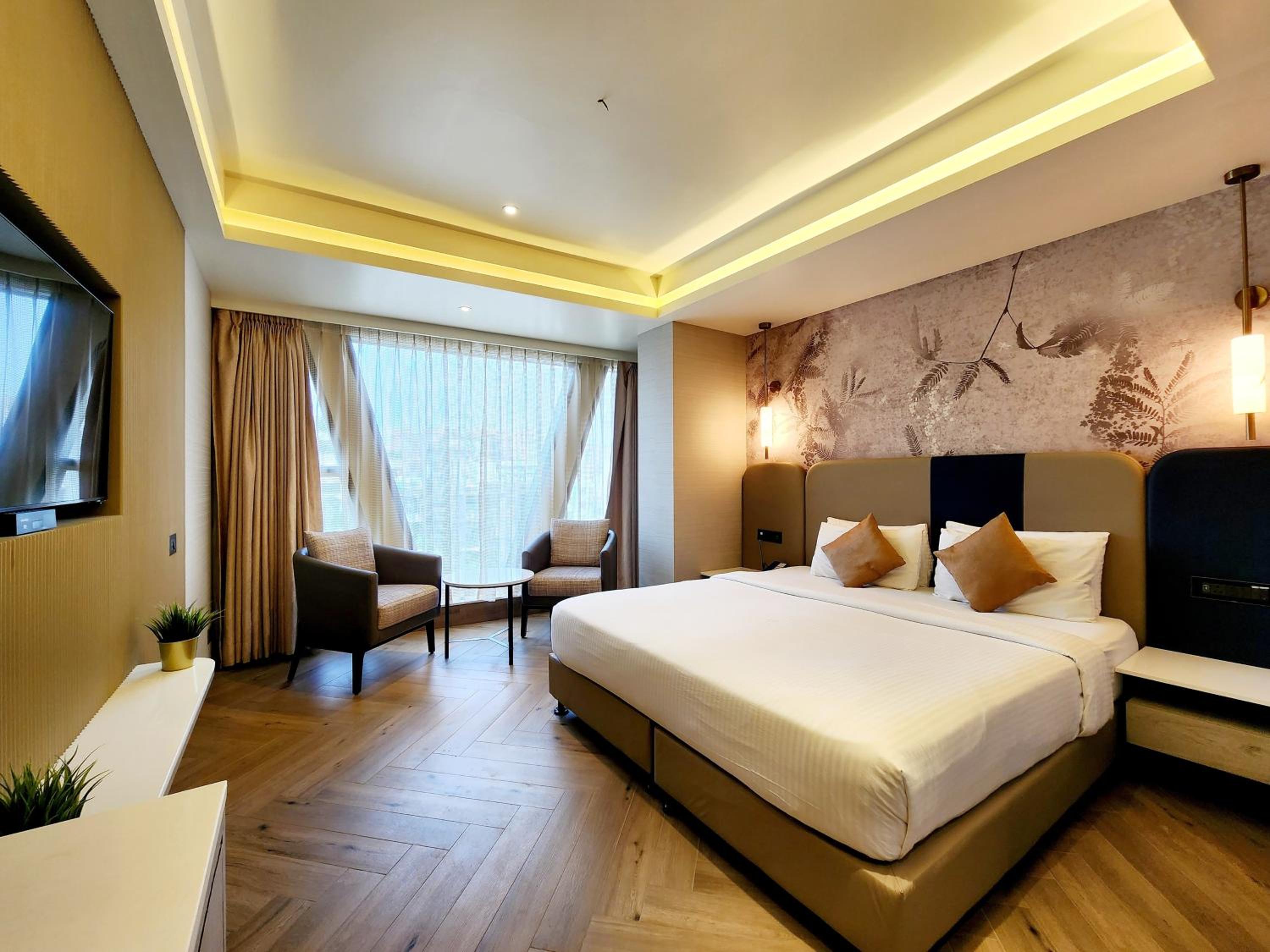 Premium King Room with Smart Tv - Photo 5