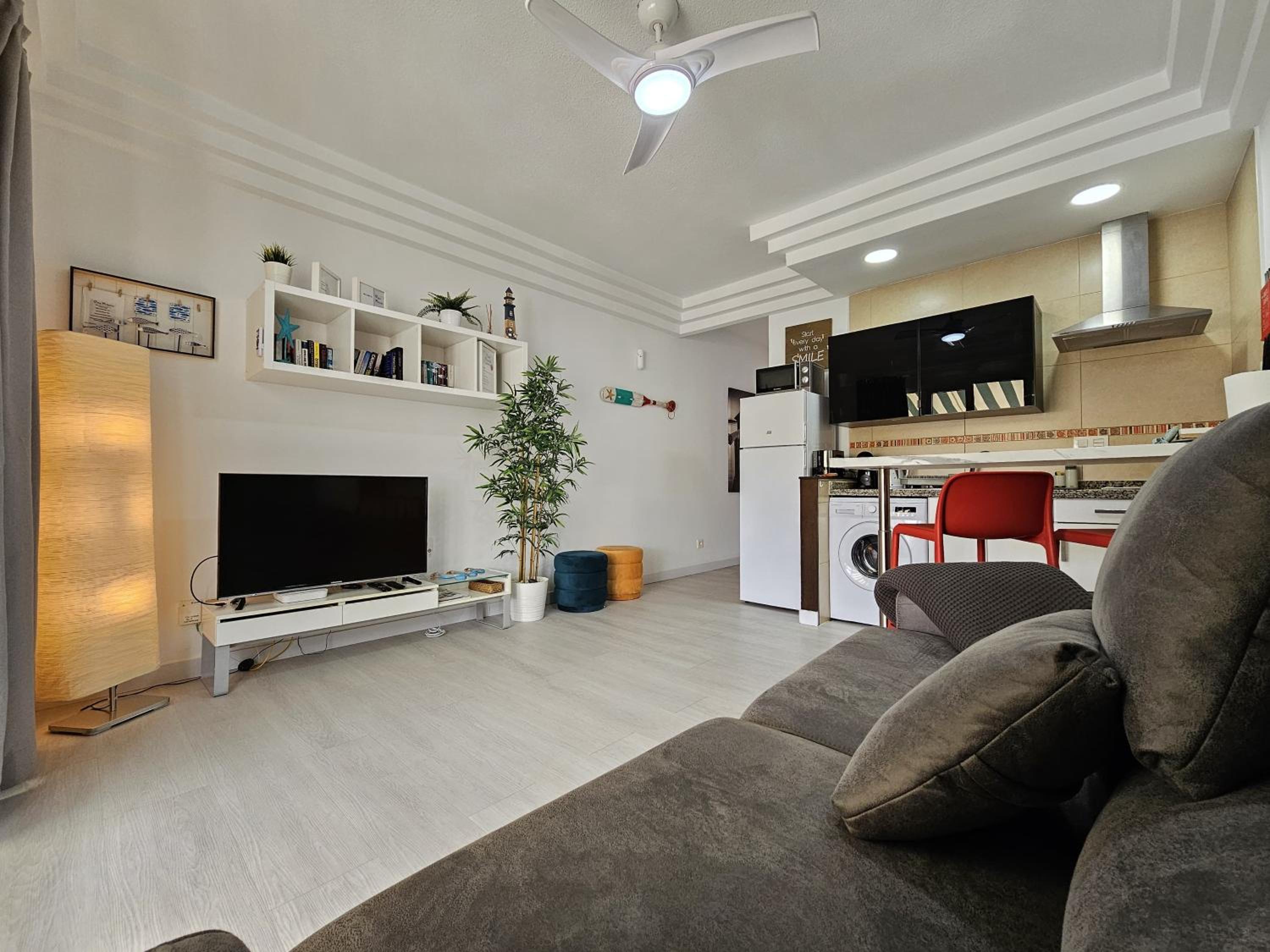 Apartamento con vista a la piscina