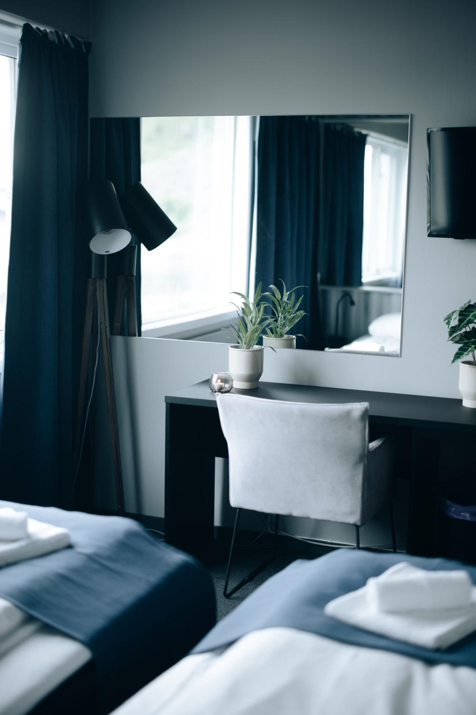 King Room with Mountain View photo 2