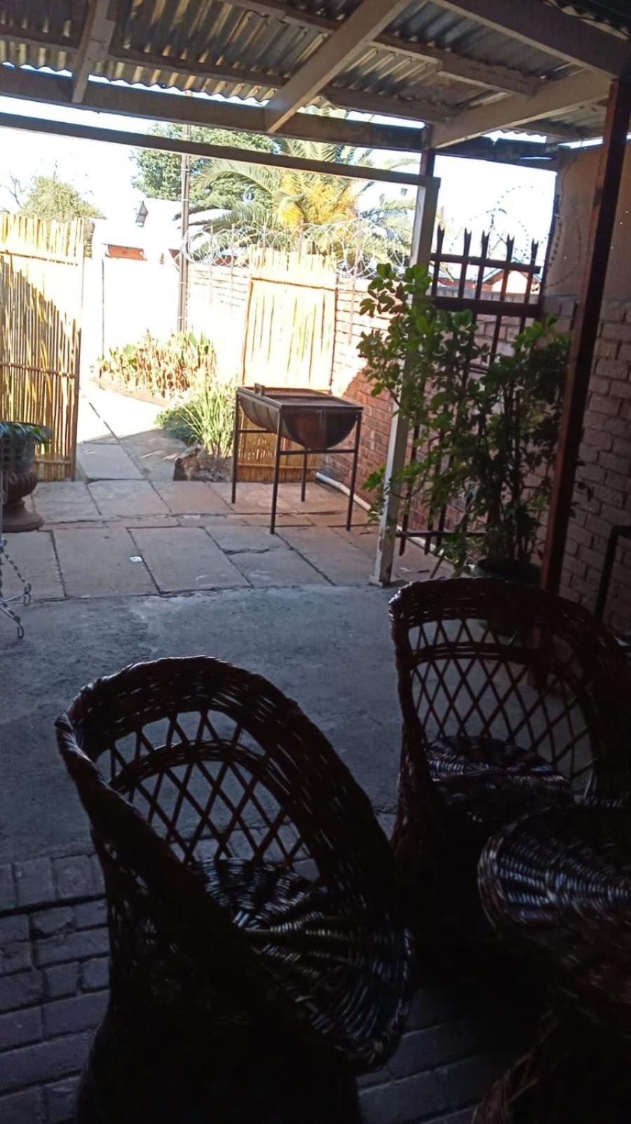 Suite with Garden View photo 2