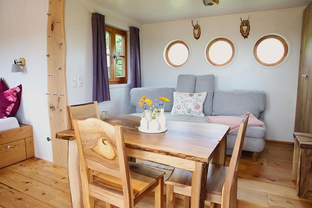 One-Bedroom House photo 1