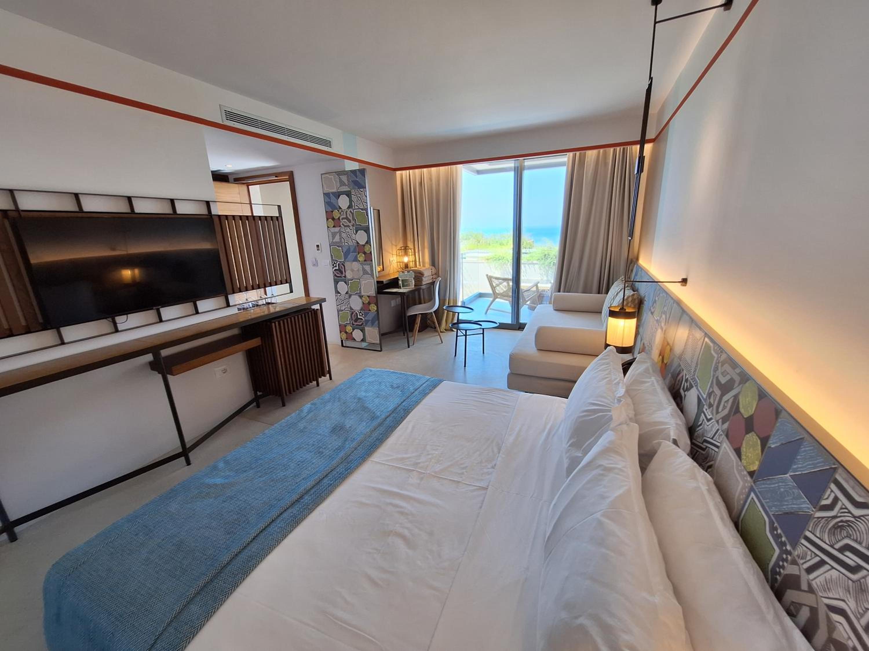Junior Suite With Private Pool photo 3