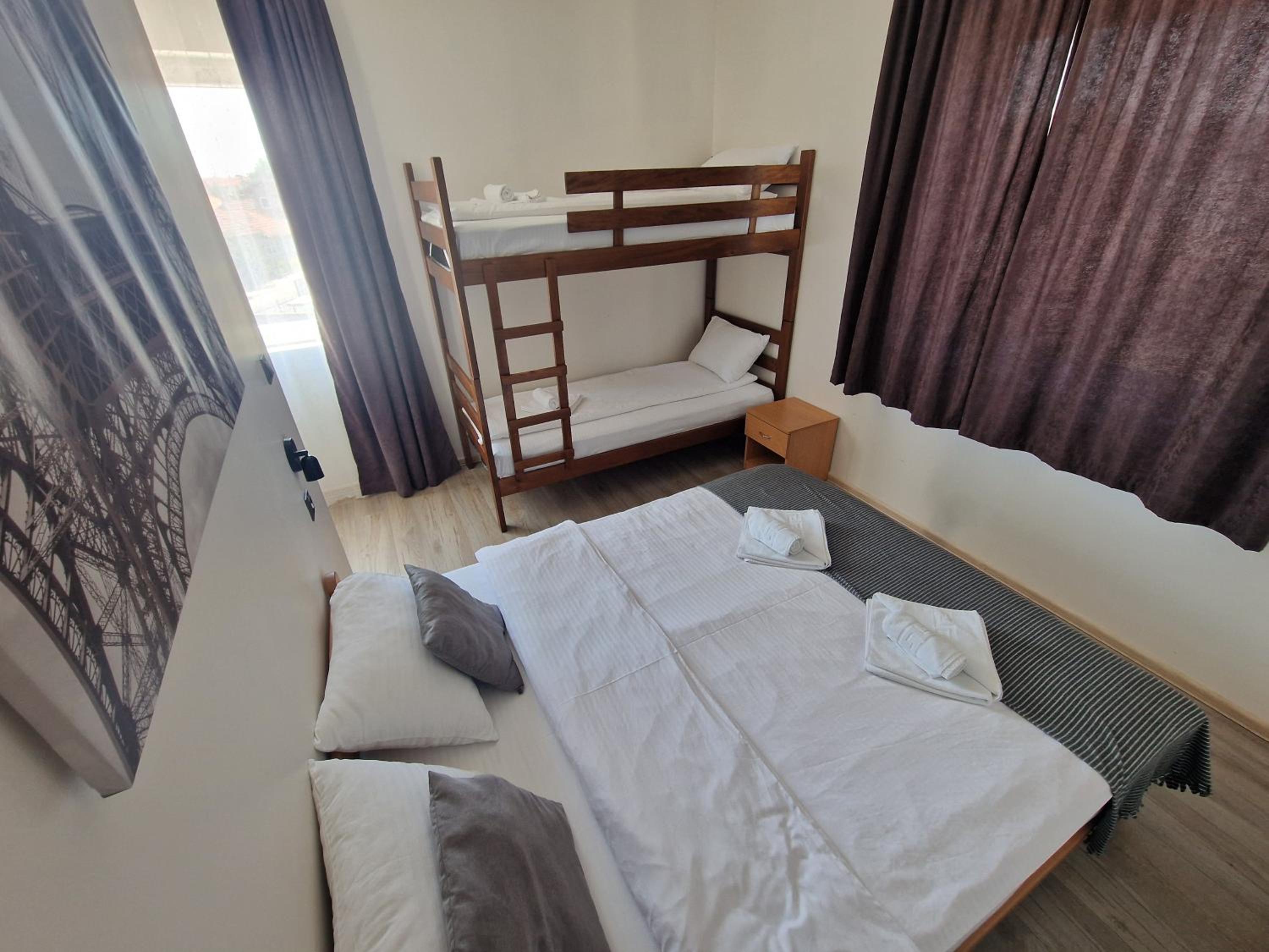 Apartment - Photo 8