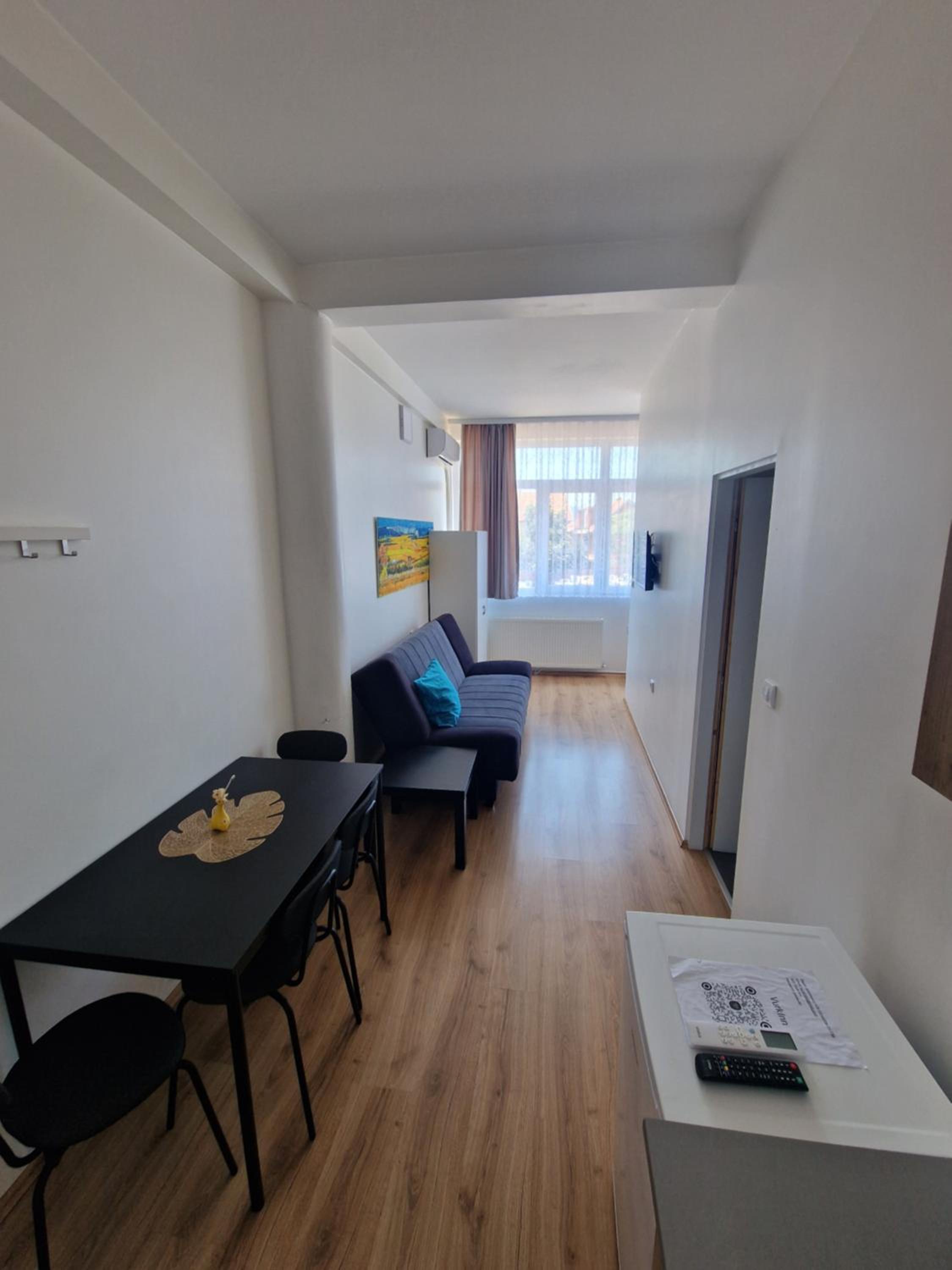 Studio Apartment - Photo 3