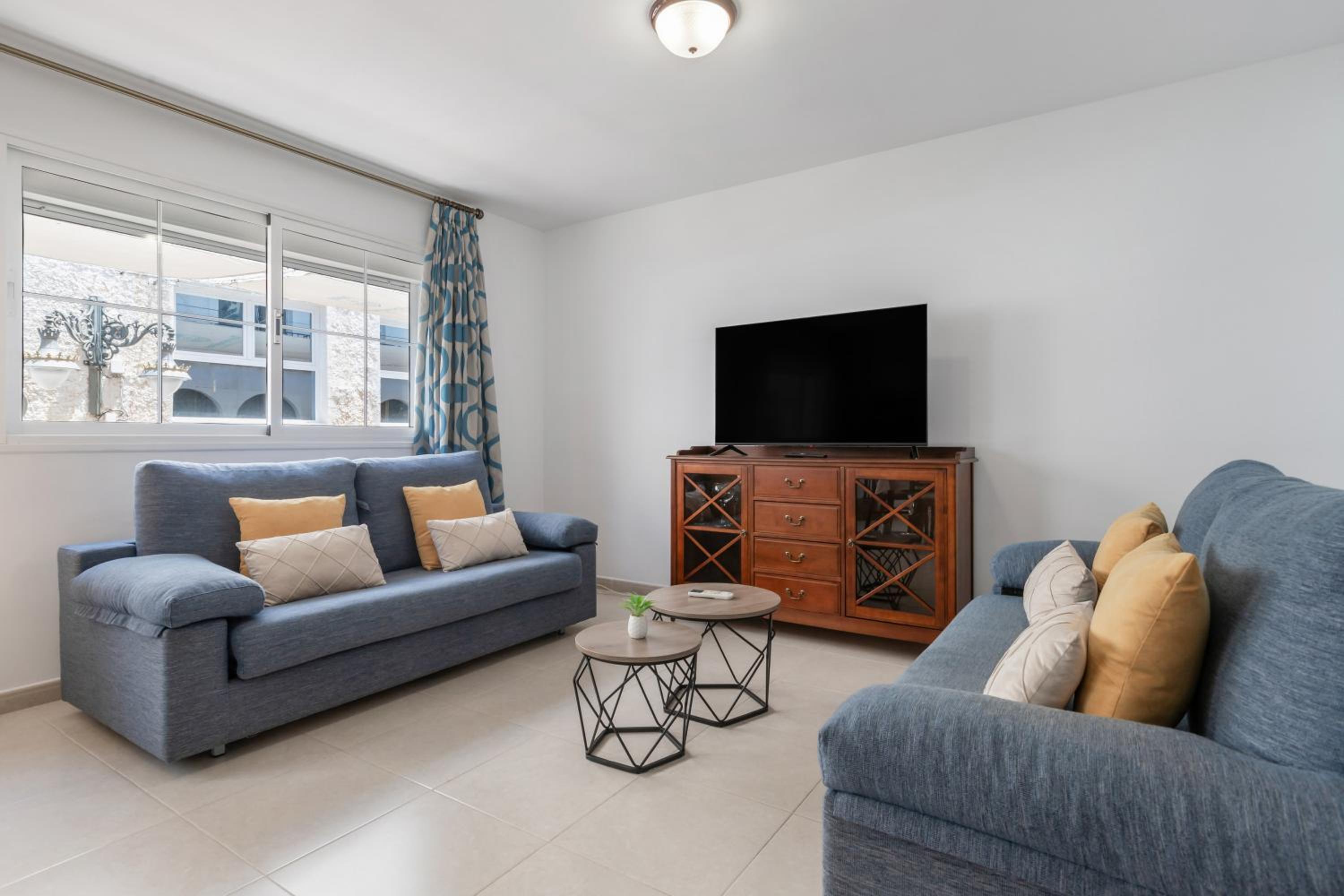 Superior Apartment with City View photo 3