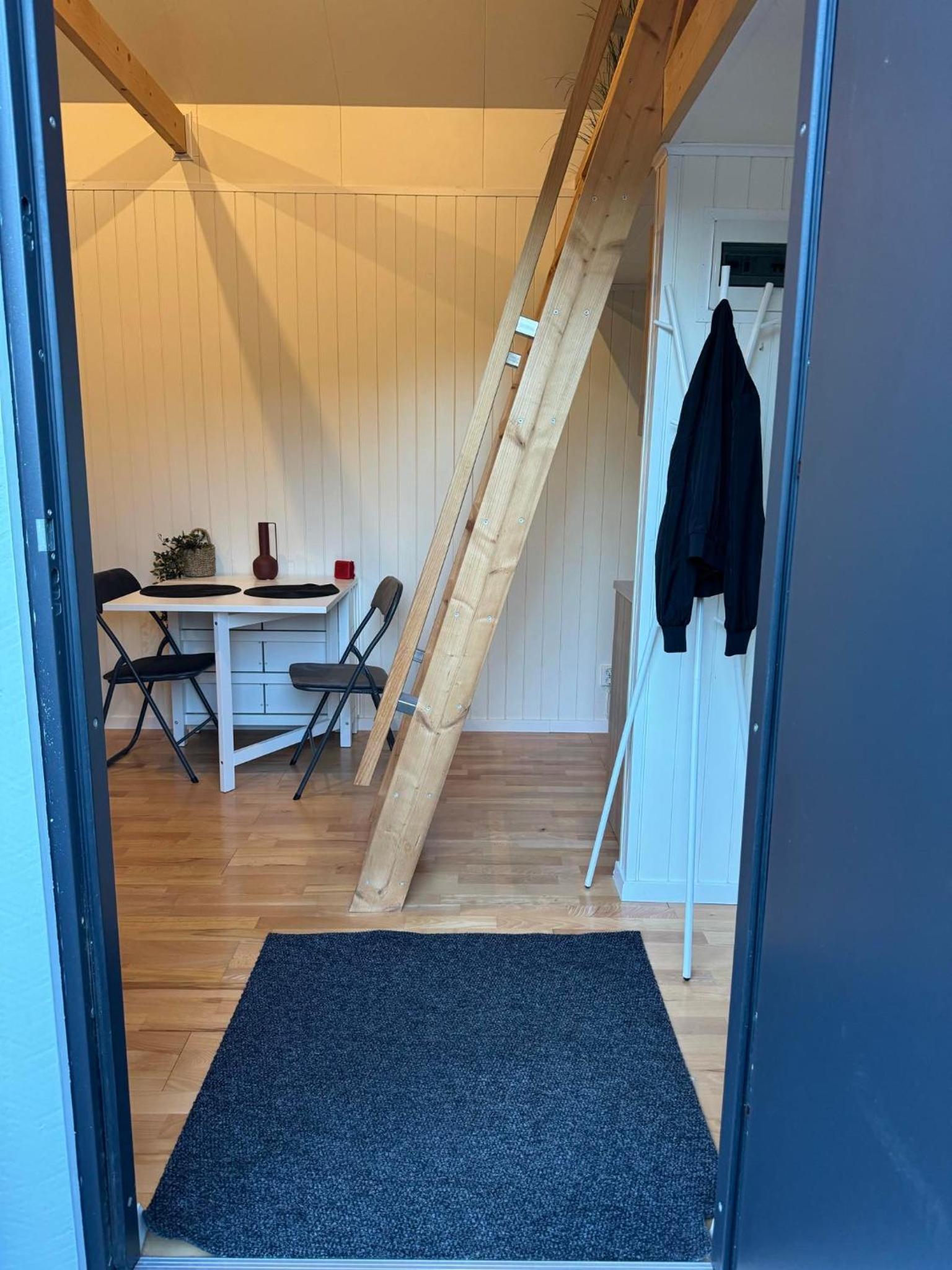 One-Bedroom House photo 2