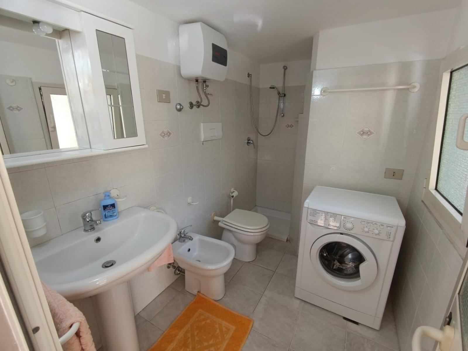 Triple Room with Private External Bathroom photo 2