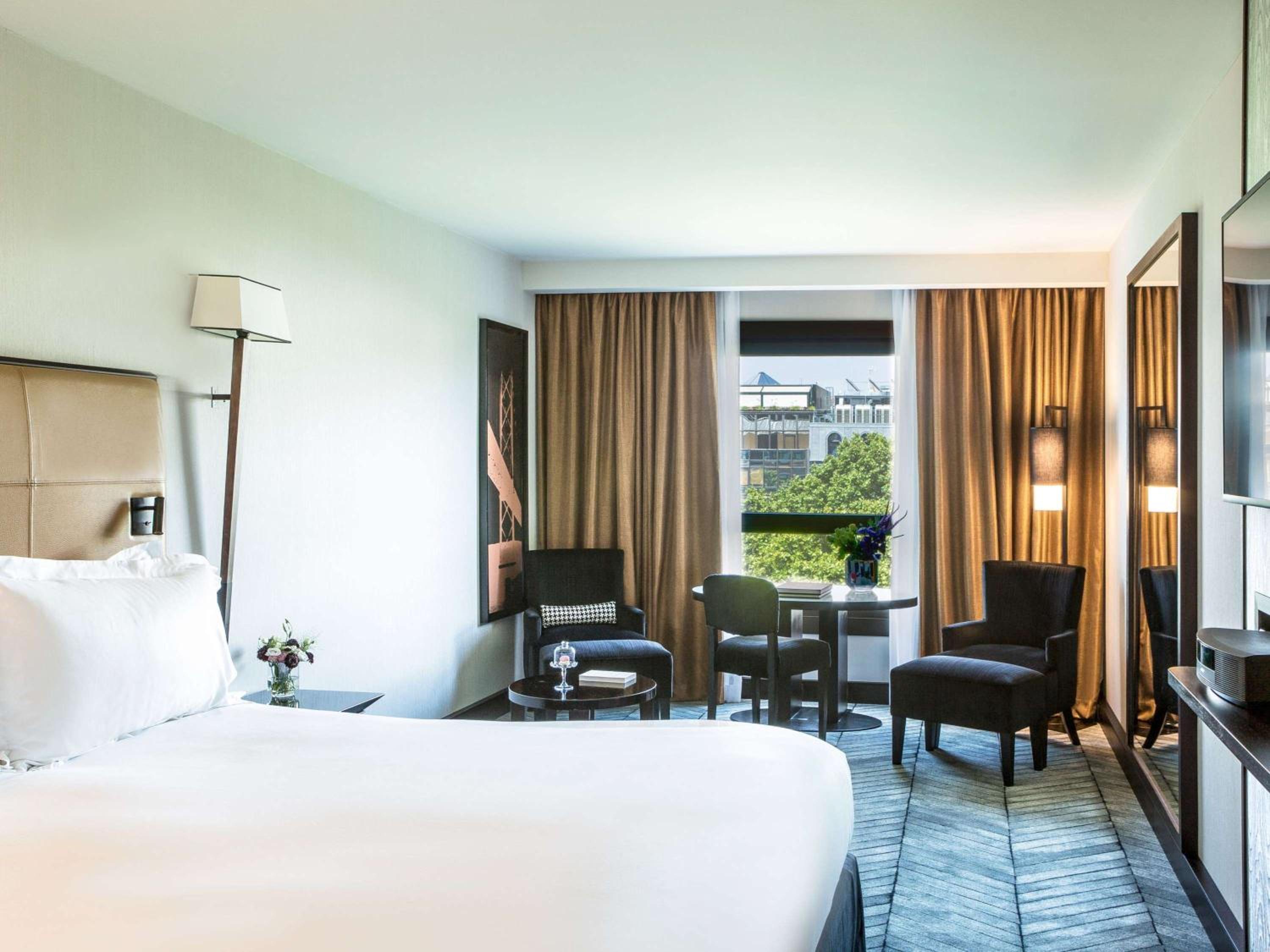 Luxury King Room - Photo 3