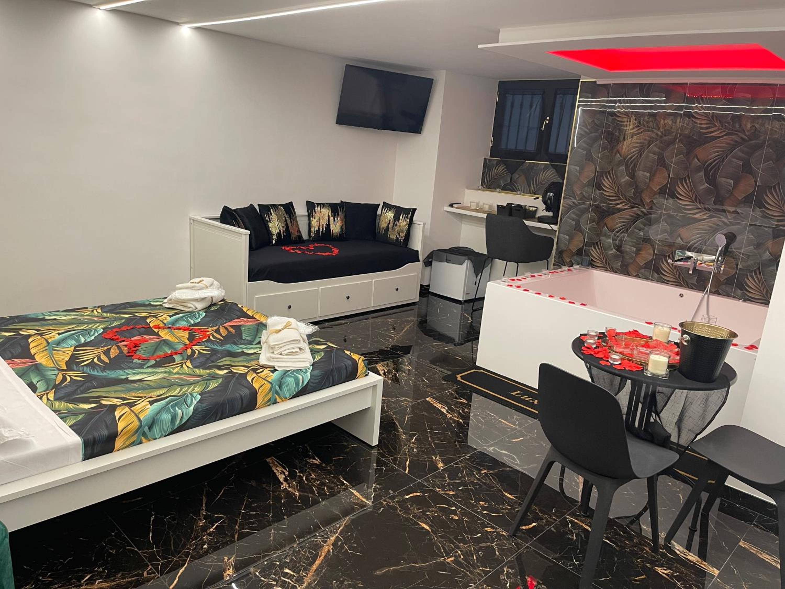 Deluxe Quadruple Room