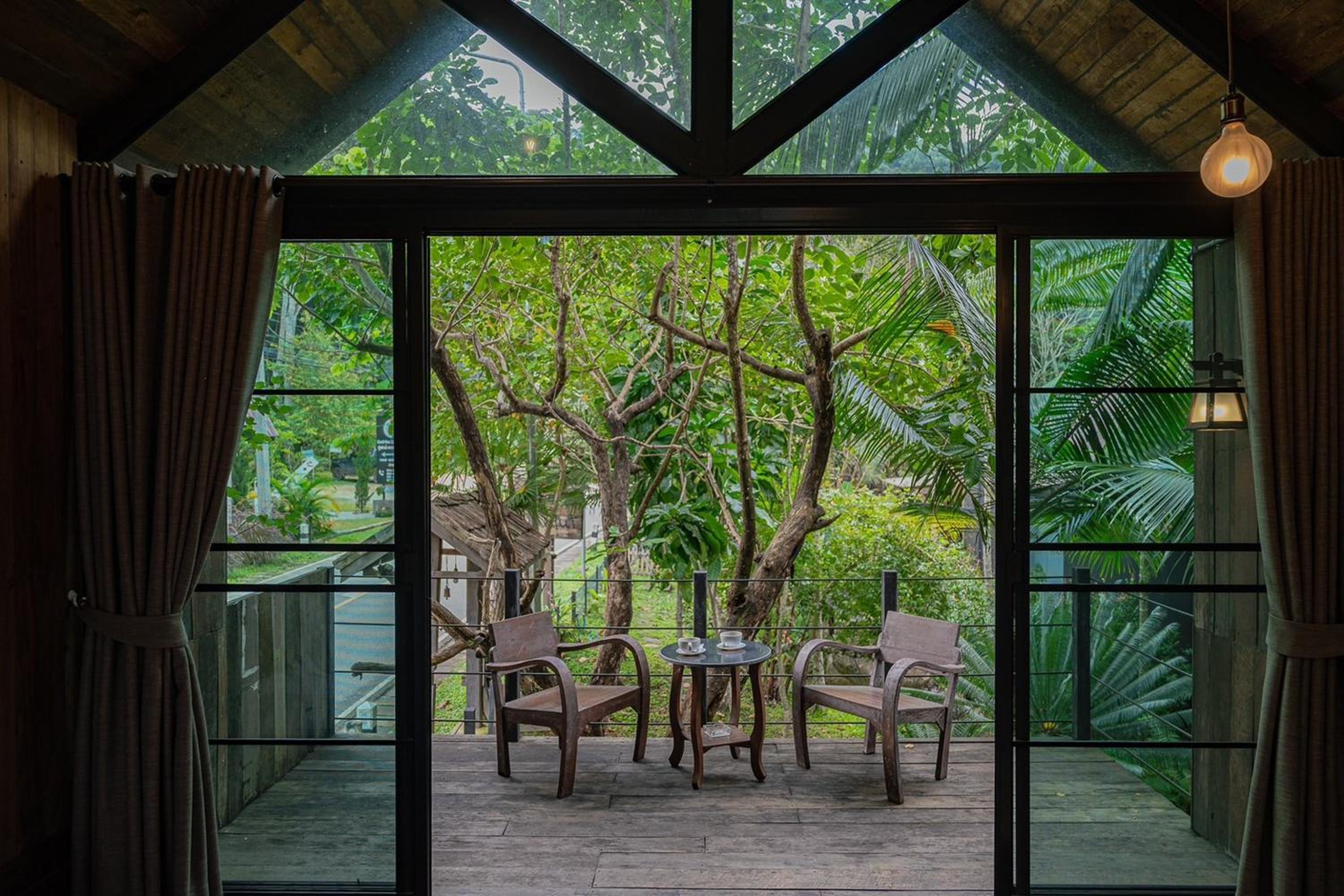 Villa with Garden View - Photo 6