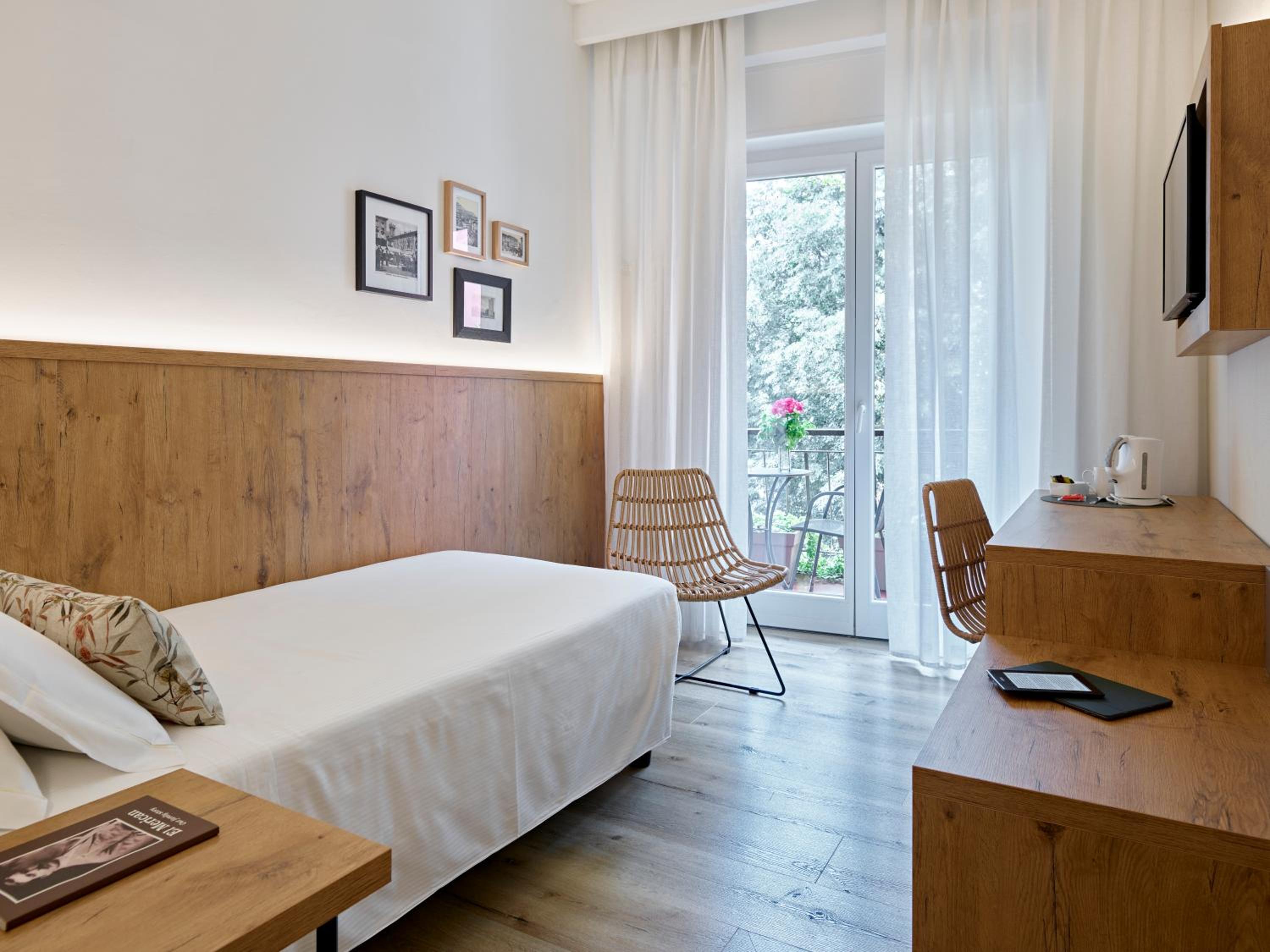 Single Room photo 1