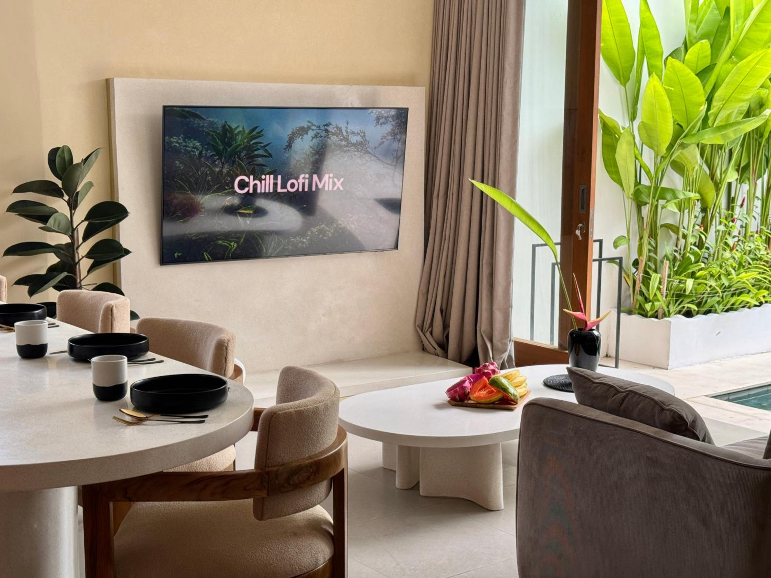 Three-Bedroom Villa photo 2