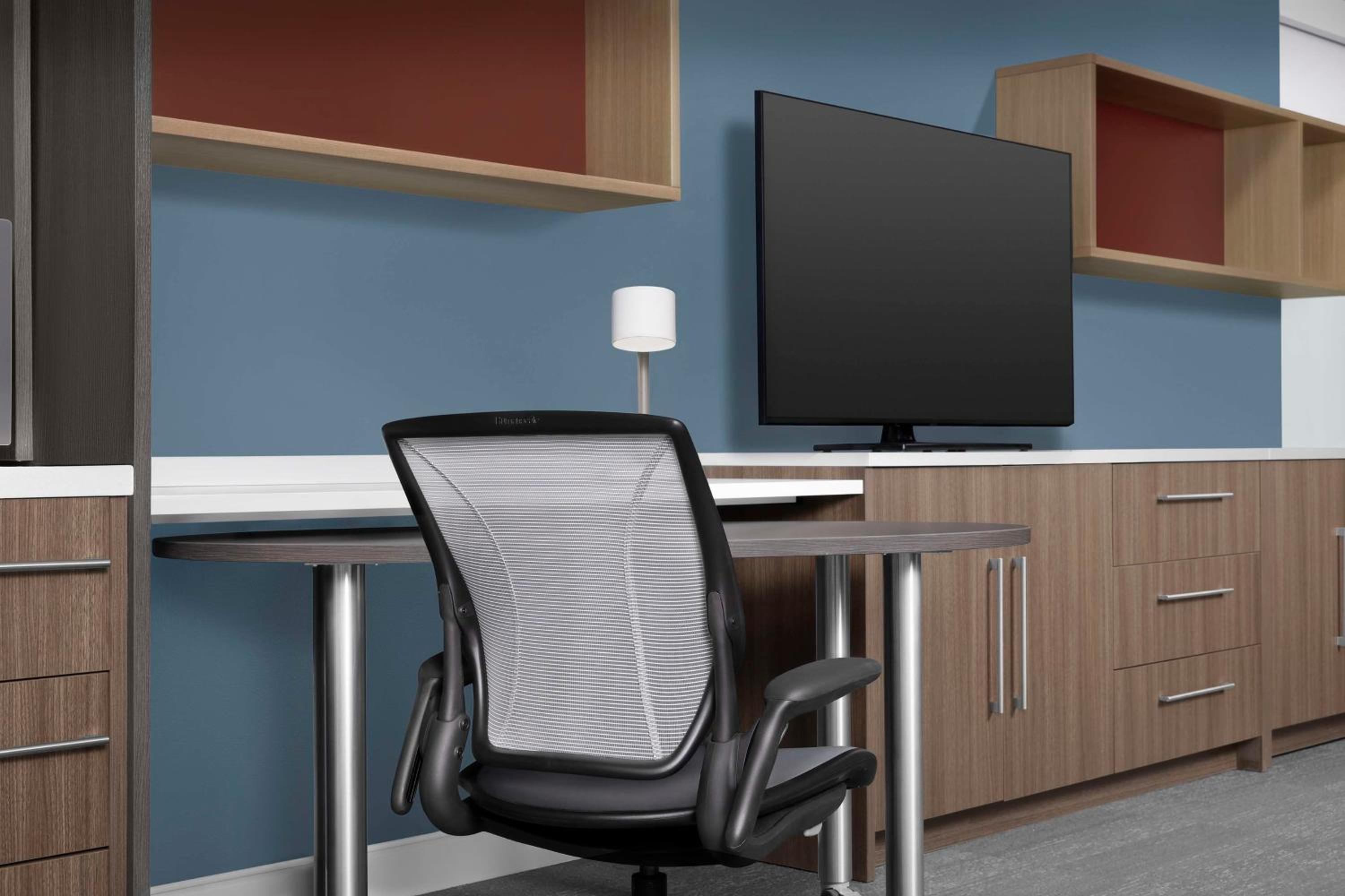 King Studio Suite - Photo 6