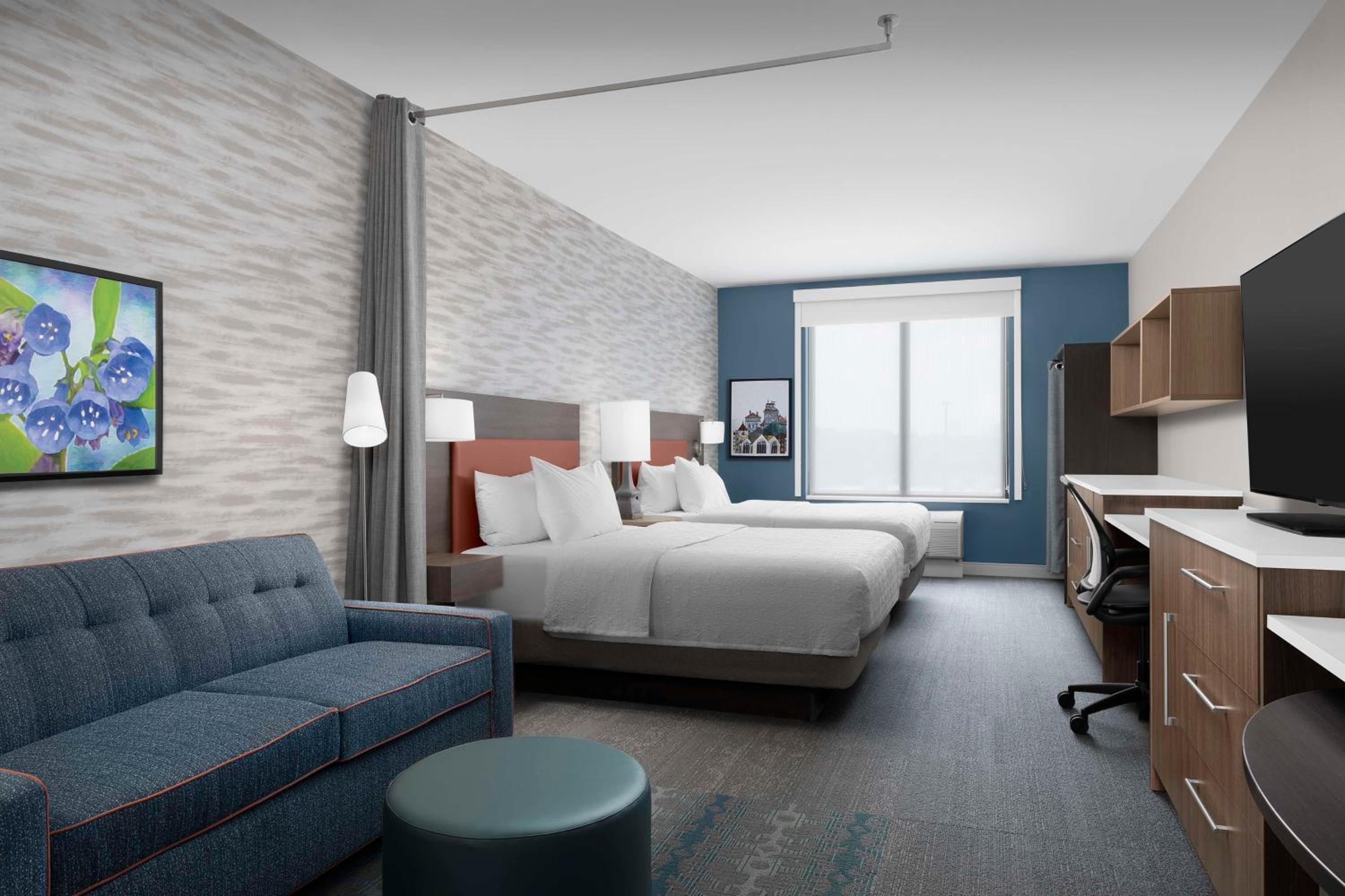 Studio Suite with Two Queen Beds - Photo 3