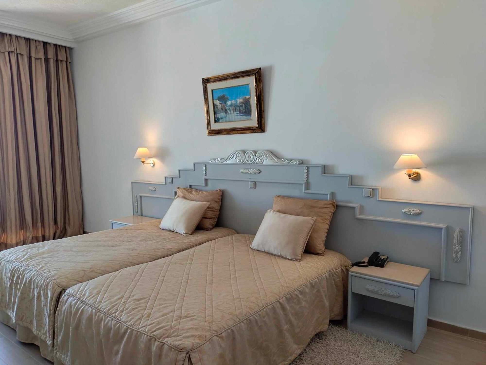 Standard Double Or Twin Room - Photo 1