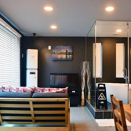 One-Bedroom House photo 1
